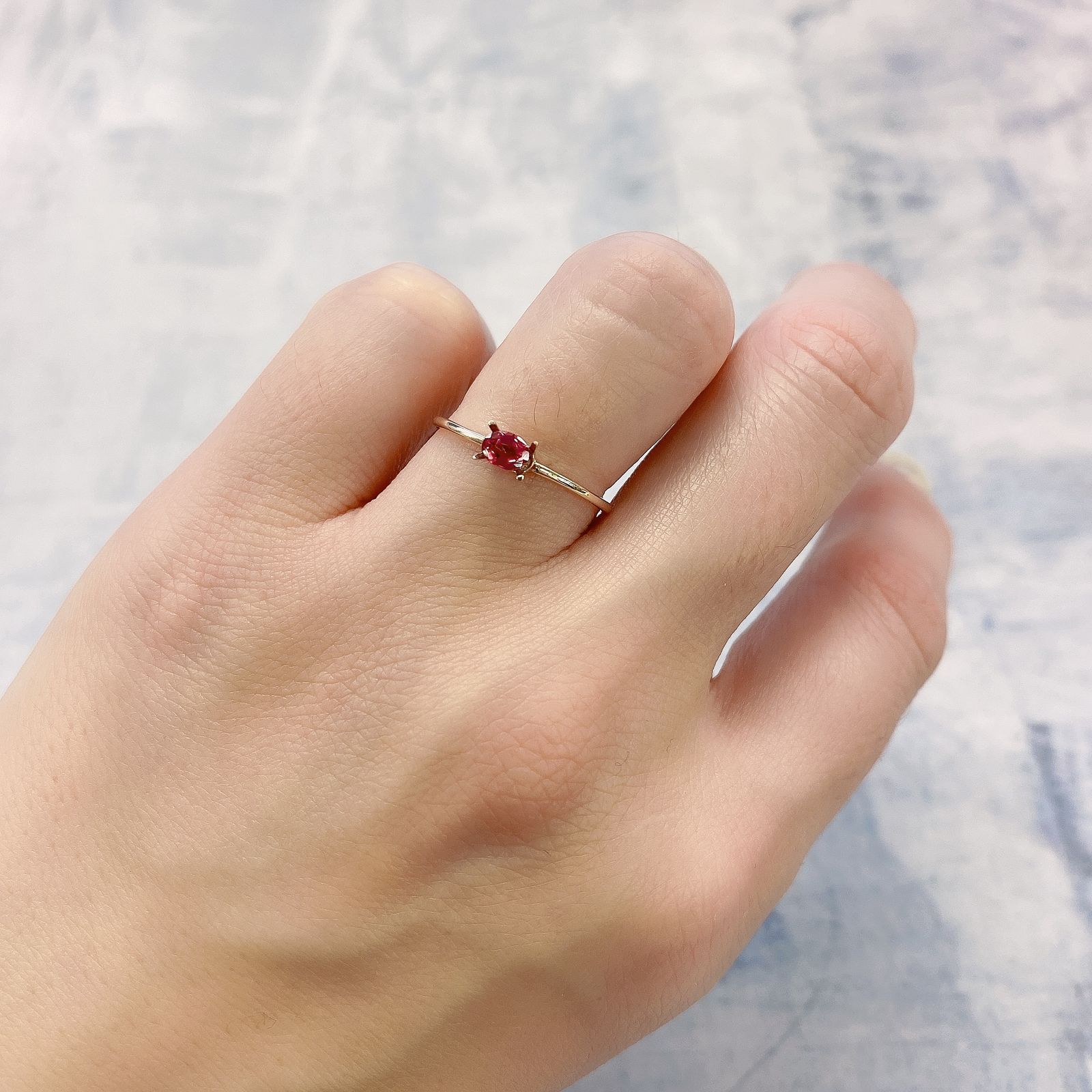 ホットピンクスピネル(宝石名ピンク・スピネル)タンザニア産 0.24ct