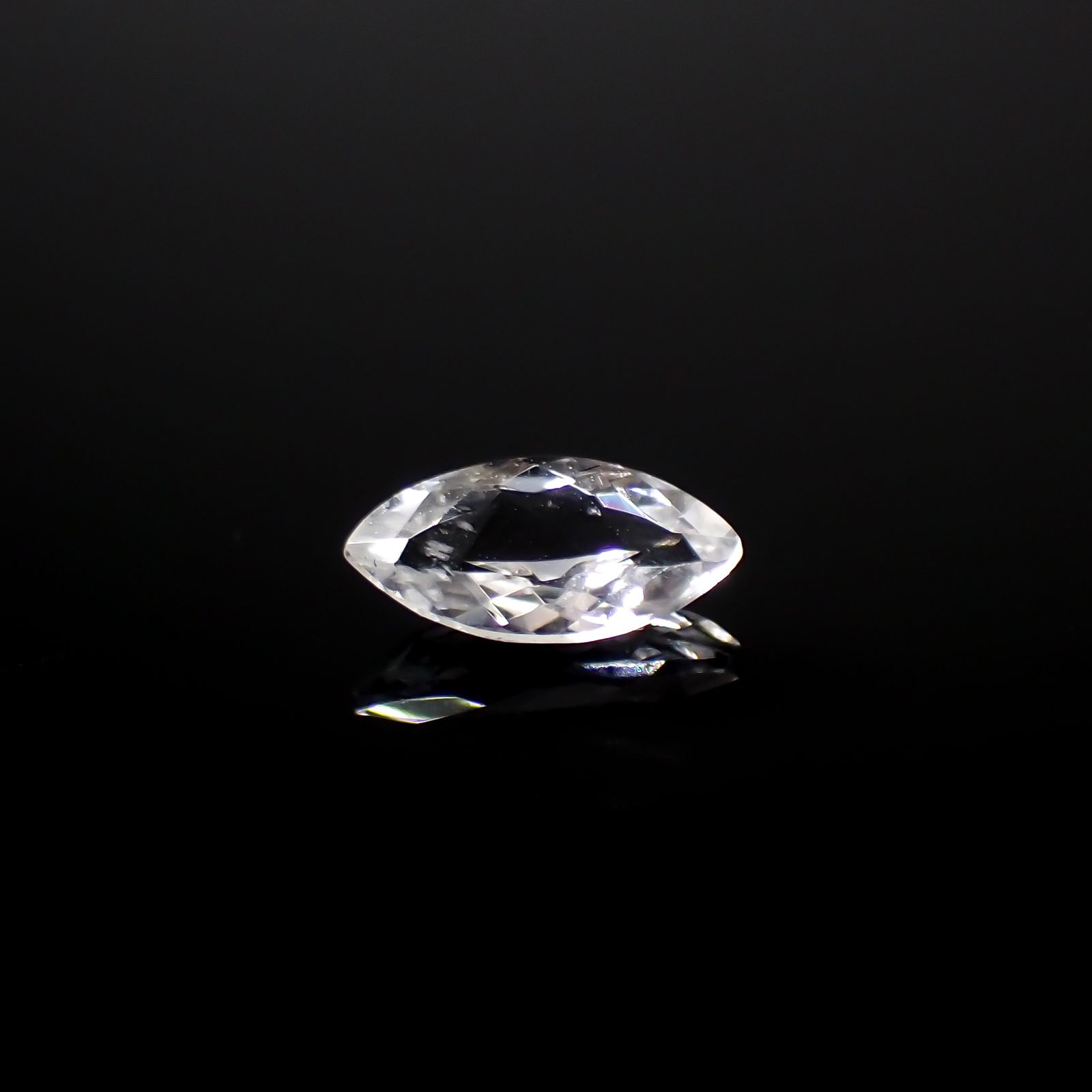 フェナカイト ブラジル産 0.54ct[240226270]8.3x4mm前後