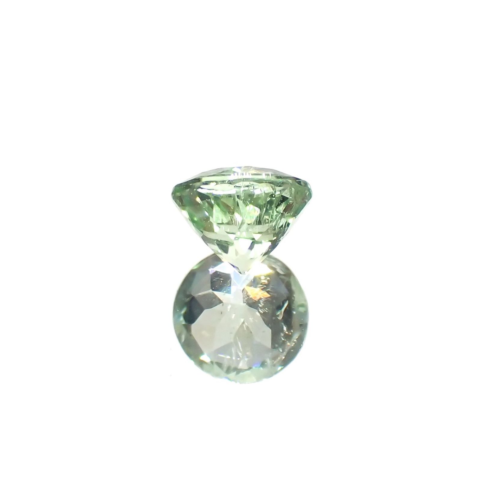 バナジウムコーネルピン(宝石名コーネルピン)タンザニア・タンガ州産 識別済 0.44ct / 4.5x4.5mm前後 [230320927]