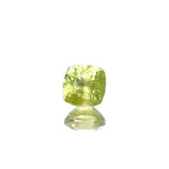 スフェーン マダガスカル産 0.40ct[240627910]4.1x4mm前後