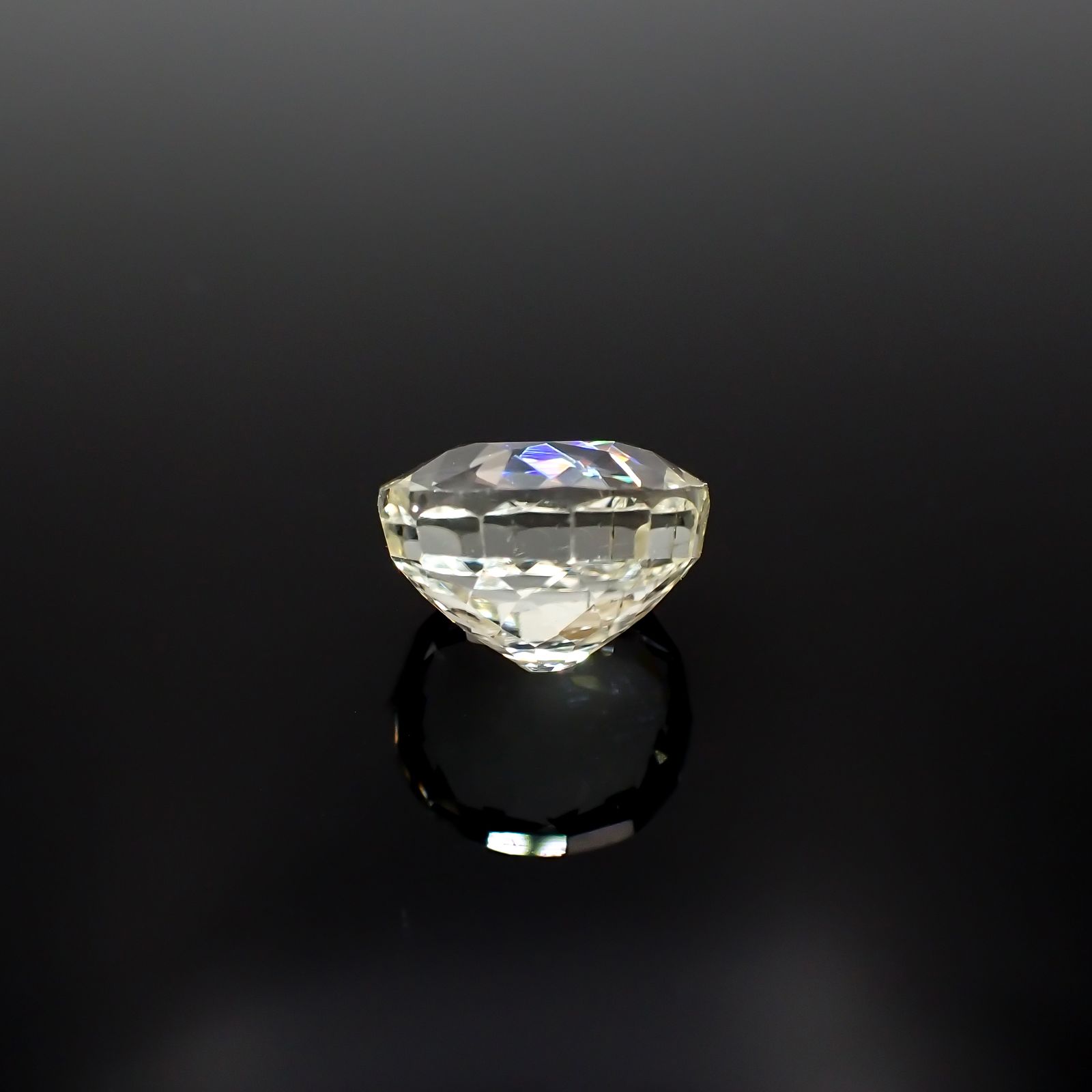 イエロースポジュミン(宝石名スポジュミン)アフガニスタン産 6.07ct 識別済[231225004]10.7x10.1mm前後