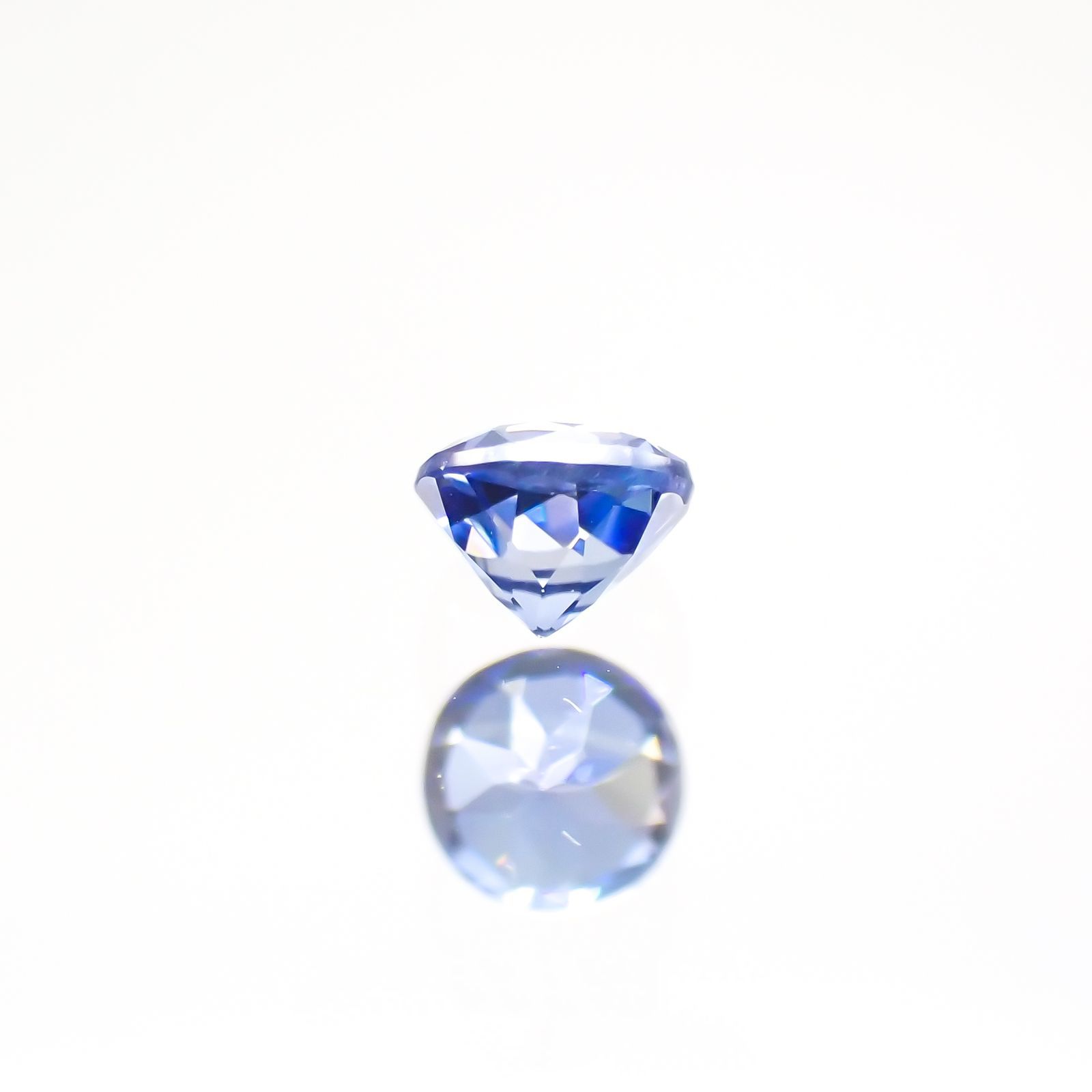 ベニトアイト(宝石名ベニトアイト) アメリカ・カリフォルニア産 0.11ct 識別済[210712168]2.7×2.7mm前後