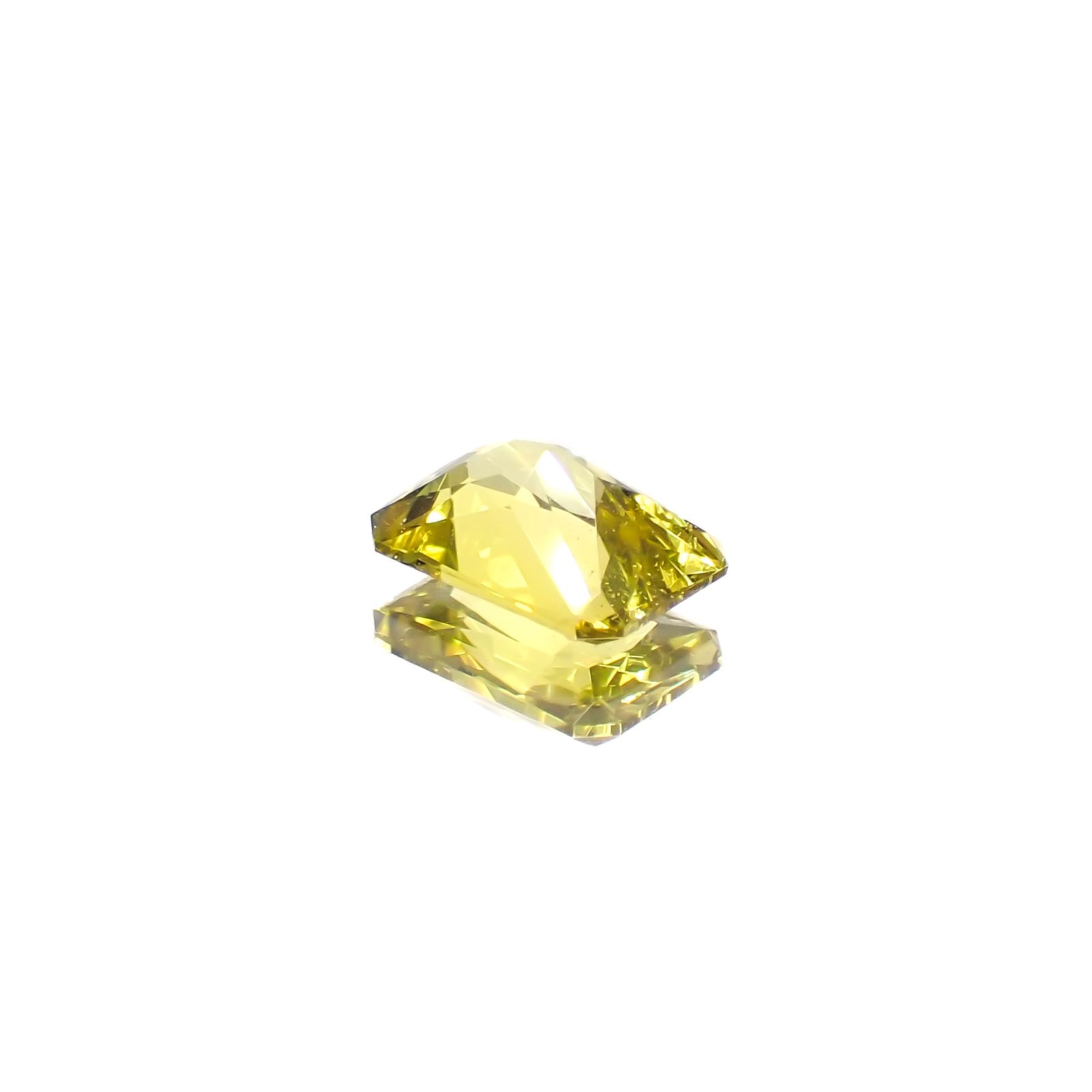 カナリートルマリン ザンビア・カナリー鉱山産 0.81ct[240527563]6.9x4.8mm前後