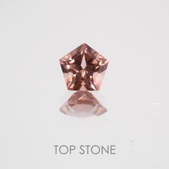 ◇ペンタゴンカット◇マラヤガーネットSA(宝石名ガーネット) タンザニア産 0.29ct 識別済[210210090]4×4.2mm前後