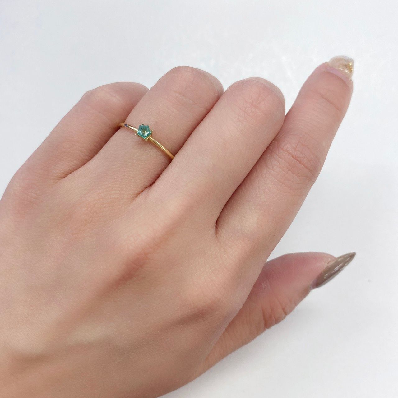 ◇ペンタゴンカット◇エメラルド ザンビア産 ルース 0.118ct[210611004]3.1×3.2mm前後