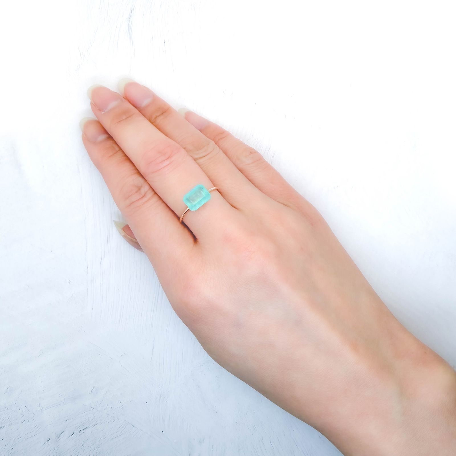 ブルースミソナイト ナミビア産 3.02ct / 8.7x6.7mm前後 [260331912]