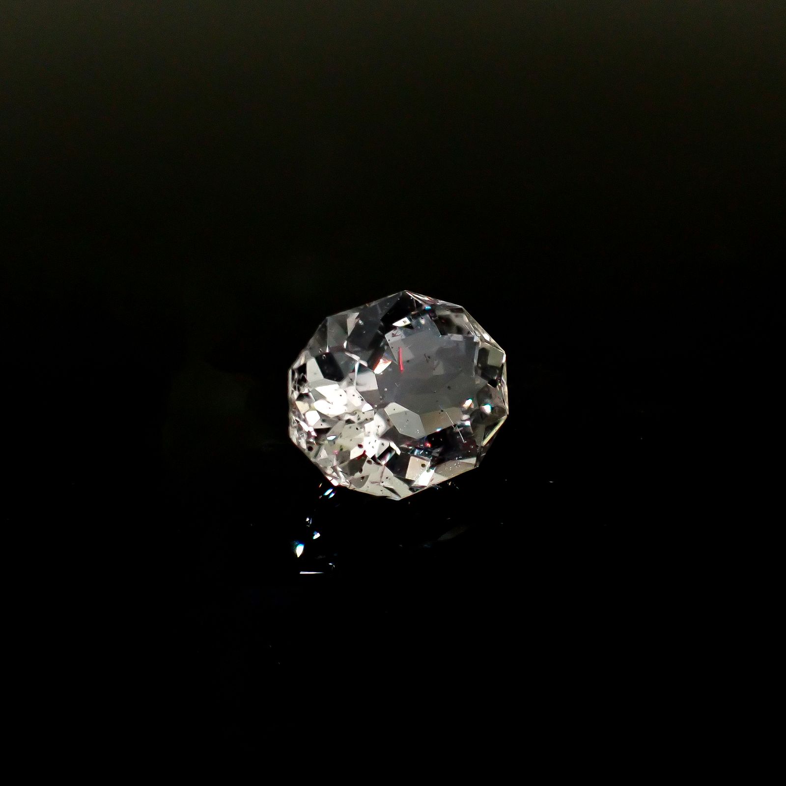 ティンカーベルクォーツ ブラジル産 3.27ct / 11.1x8.5mm前後 [260131532]