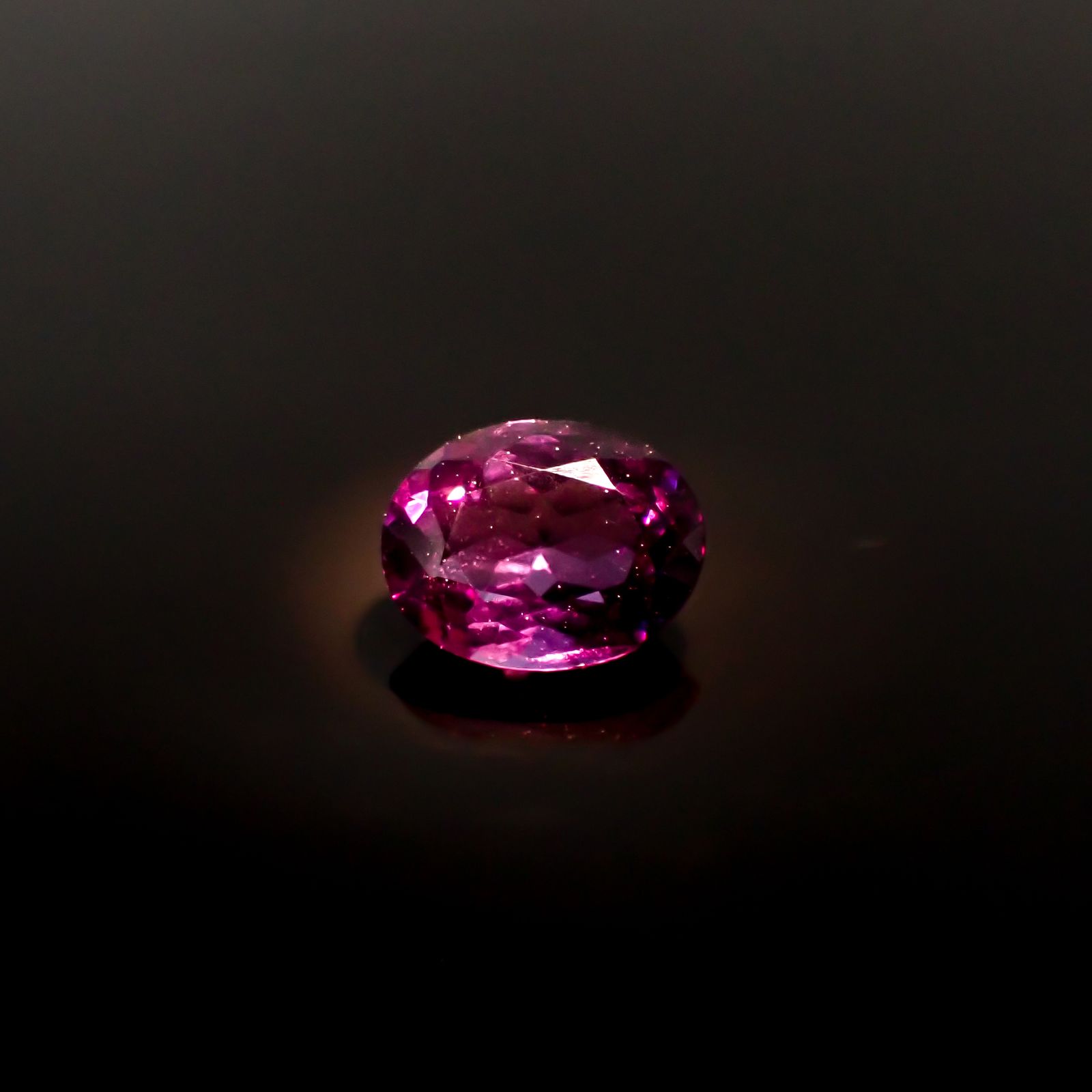 カラーシフトアメジスト ブラジル/ウルグアイ産 1.31ct [250329983]8.2x6.3mm前後