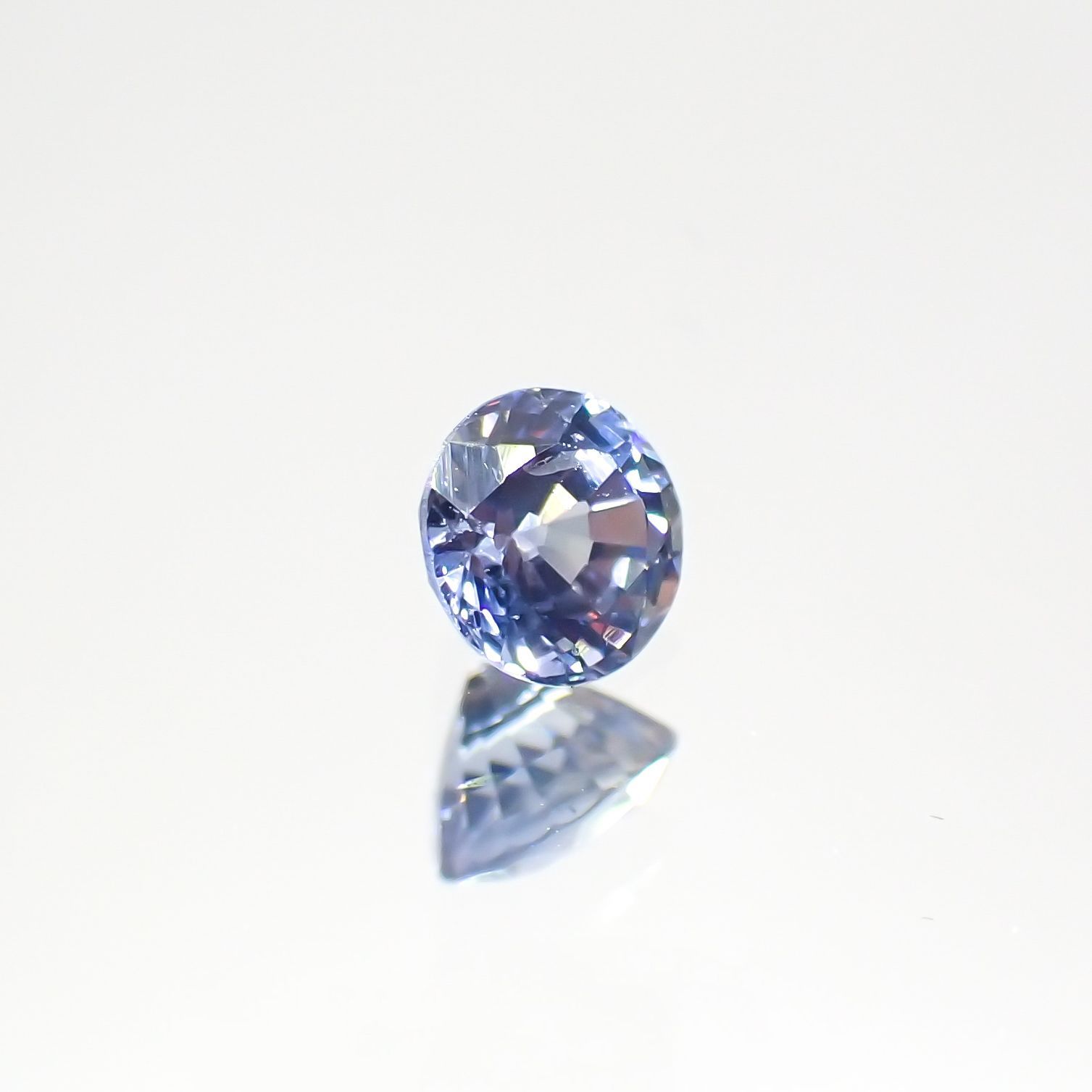 アイスブルーサファイア(宝石名サファイア)スリランカ/マダガスカル産 0.30ct 識別済[220515960]3.8x3.8mm前後
