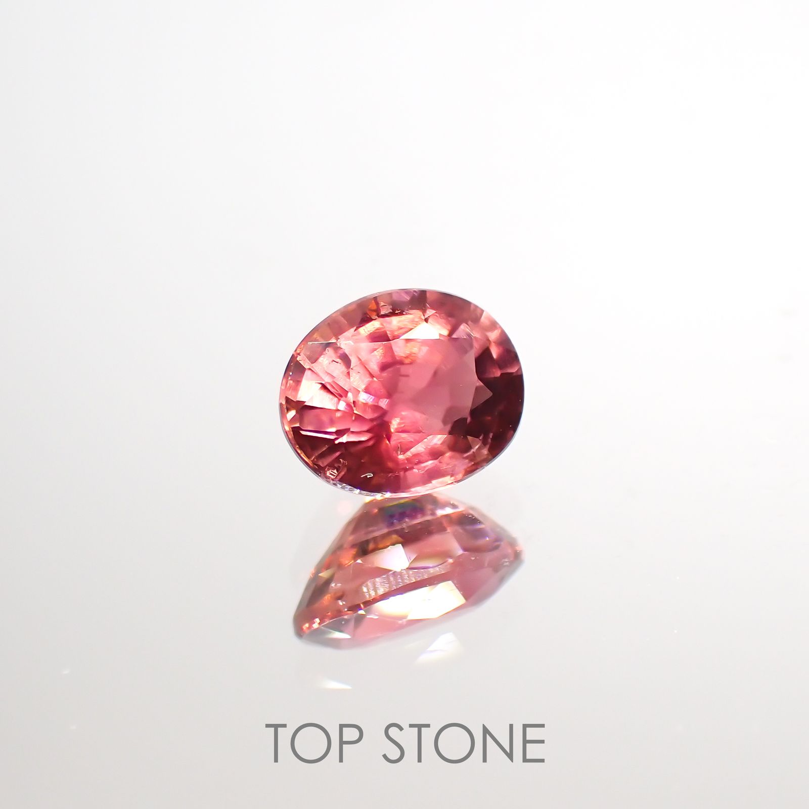 ローズピンクトルマリン(宝石名ピンク・トルマリン)ブラジル/アフリカ産 0.84ct 識別済[220114854]6.5x5.2mm前後