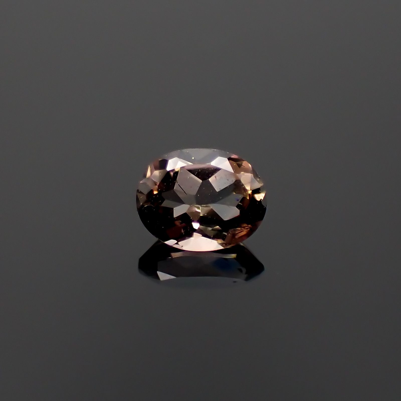 ブルーティント アキシナイト パキスタン産 0.21ct[230321054]4.3x3.4mm前後