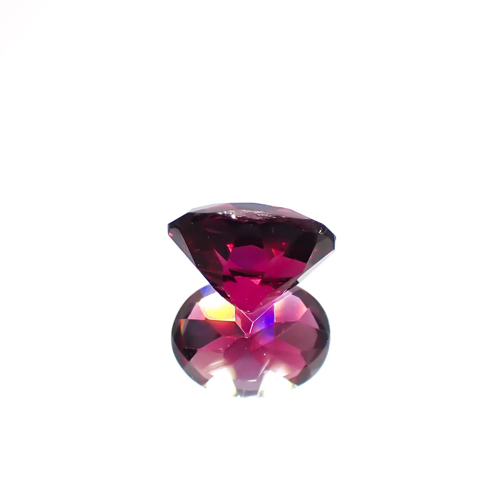 ロードライトガーネット(宝石名ロードライト・ガーネット)ブラジル産 1.87ct 識別済[220717060]8.2x6.2mm前後