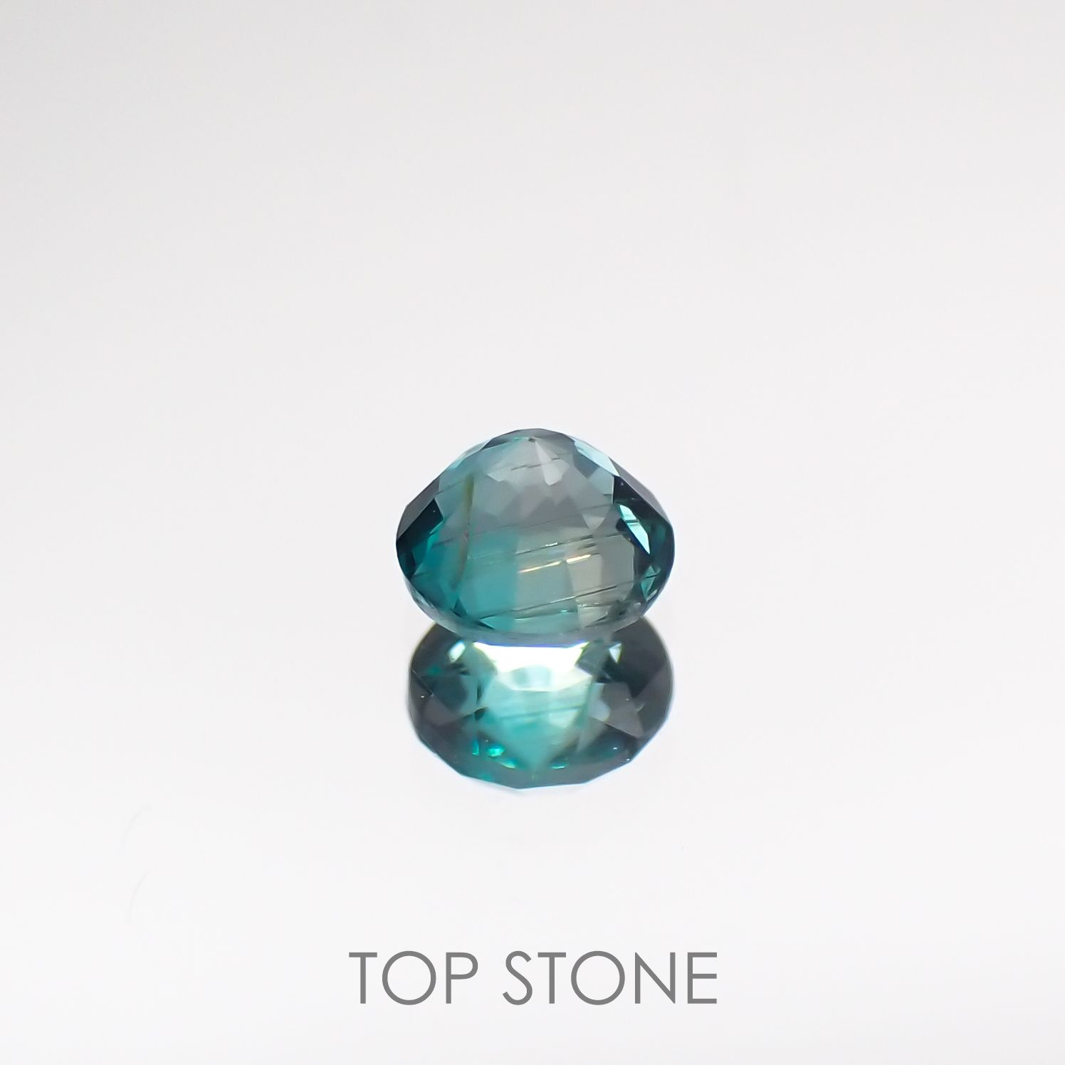 グランディディエライト マダガスカル産 ルース 0.09ct[210711937]2.8×2.8mm前後