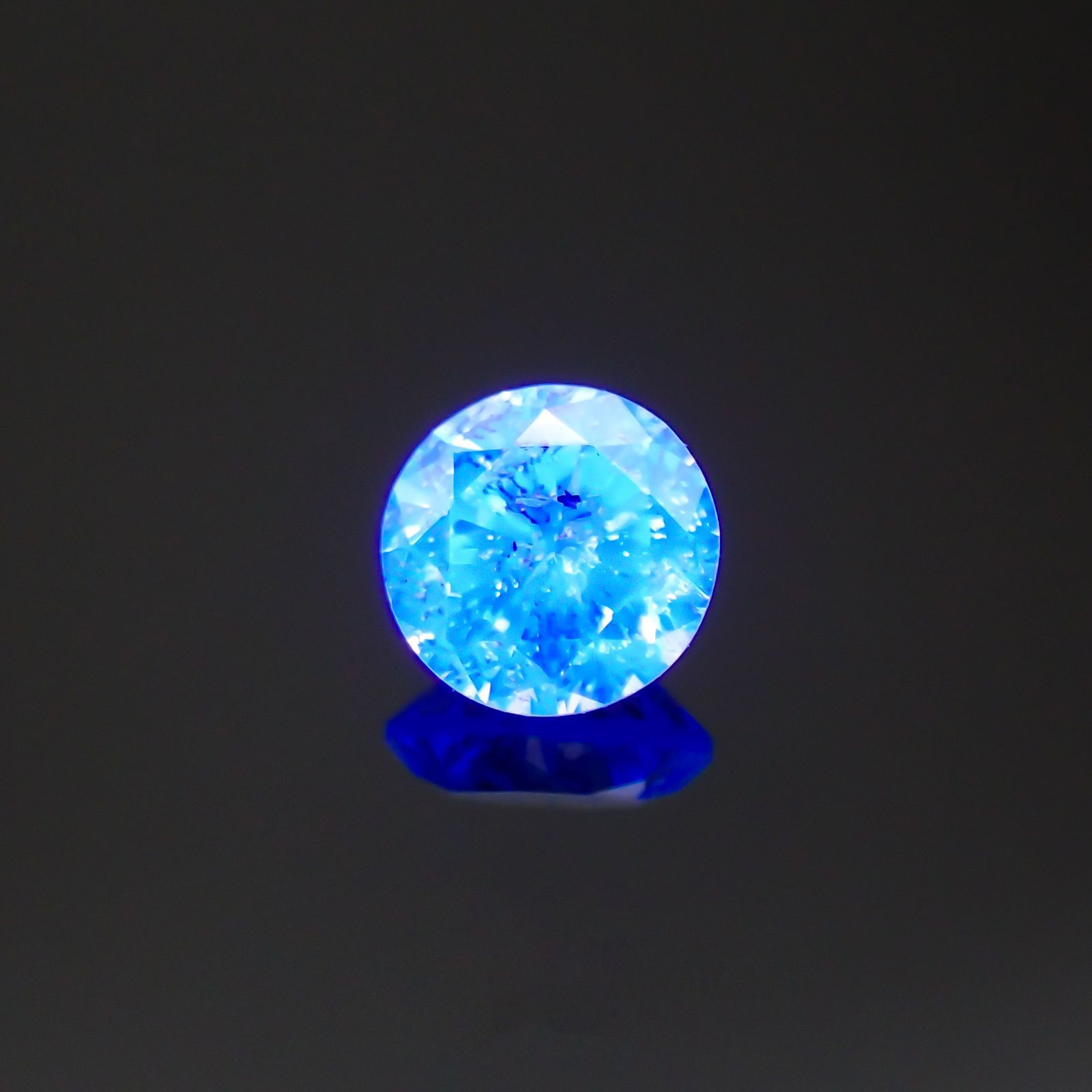 ピンクダイヤモンド (宝石名ダイアモンド)I-2 / VERY LIGHT PURPLISH PINK 0.074ct ソ付(CGL)[220716976]2.58x2.62mm前後