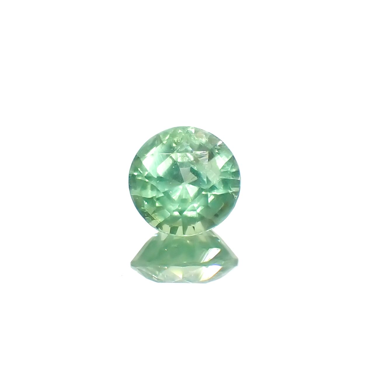 グリーンカイヤナイト タンザニア産 0.62ct[230220577]5.1x5mm前後
