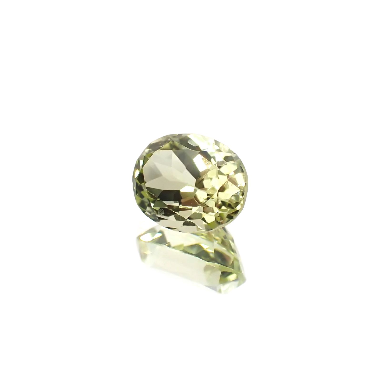 シリマナイト(宝石名シリマナイト) インド産 識別済 1.63ct / 8x6.2mm前後 [260610672]