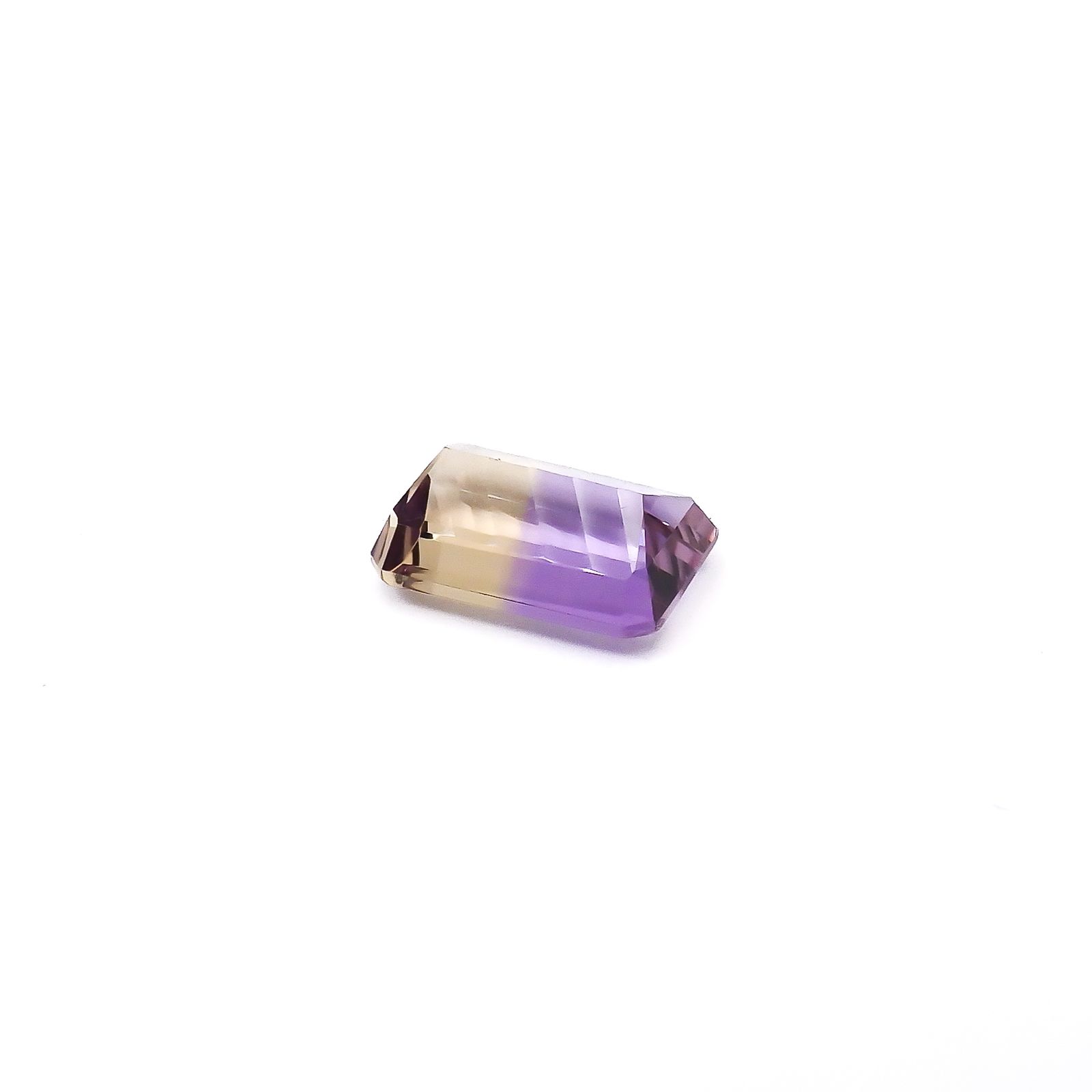 ◇カスタムカット◇アメトリン ブラジル/ボリビア産 2.42ct / 10.1x7.1mm前後 [260632316]