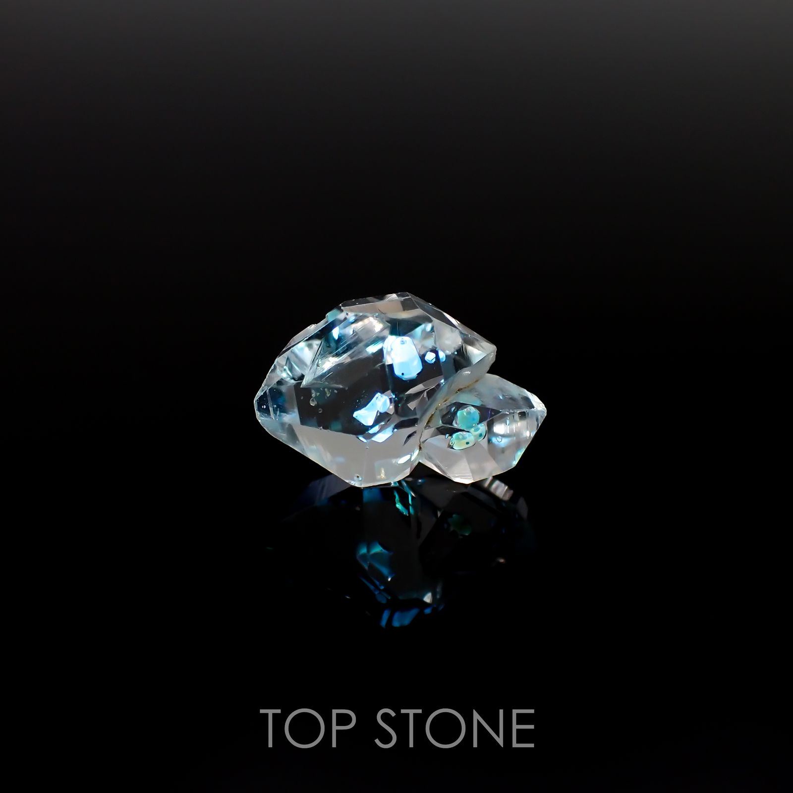 オイルインクォーツ 原石 パキスタン産 3.11ct[220917866]12.1x8.2mm前後