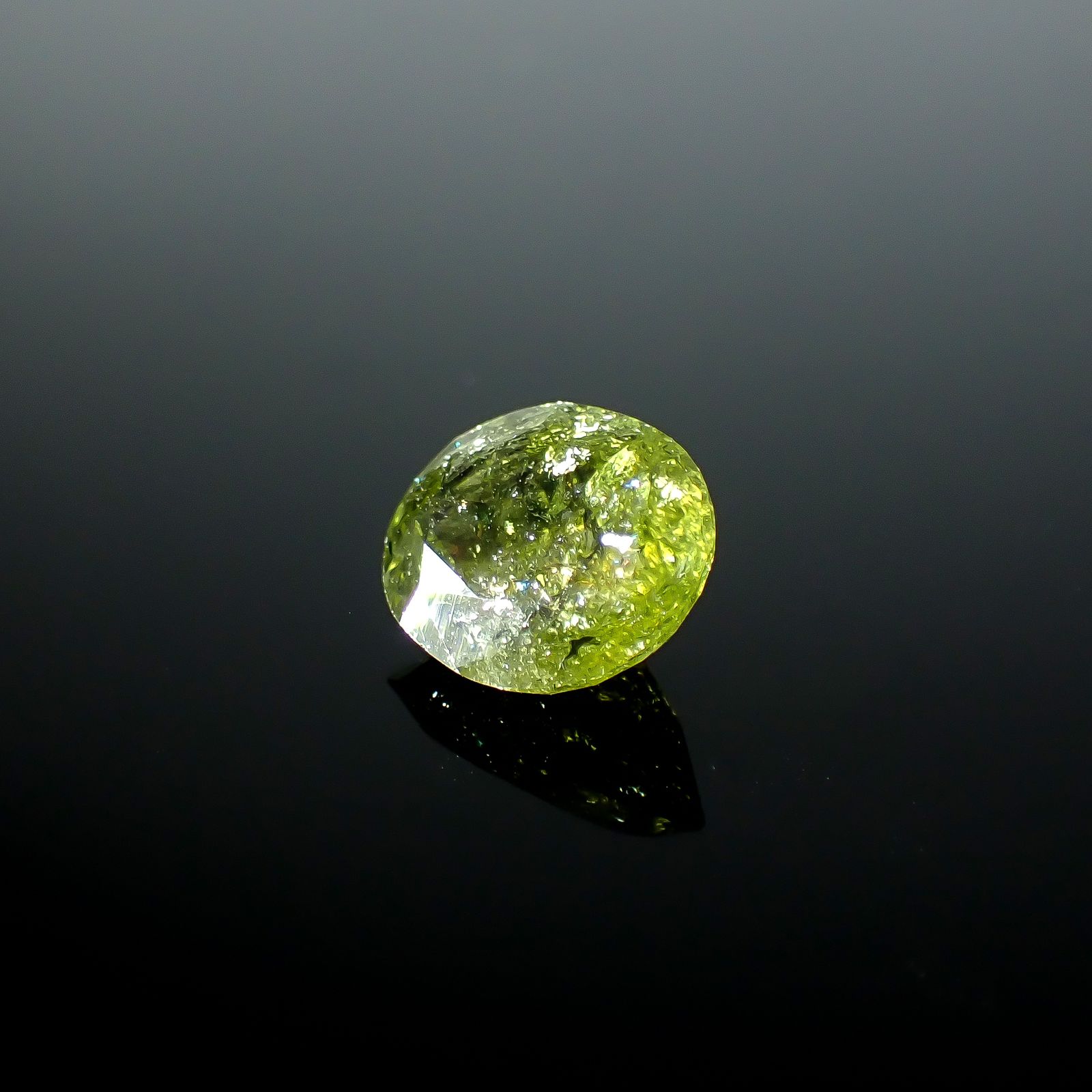 イリデッセンスクロムトルマリン(宝石名トルマリン)ケニア産 4.25ct 識別済[250931154]11.9x9.9mm前後