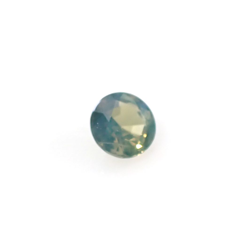 シルキーアレキサンドライト ブラジル・ミナスジェライス州ヘマチタ鉱山産 0.12ct [250129766]3.1x3.1mm前後