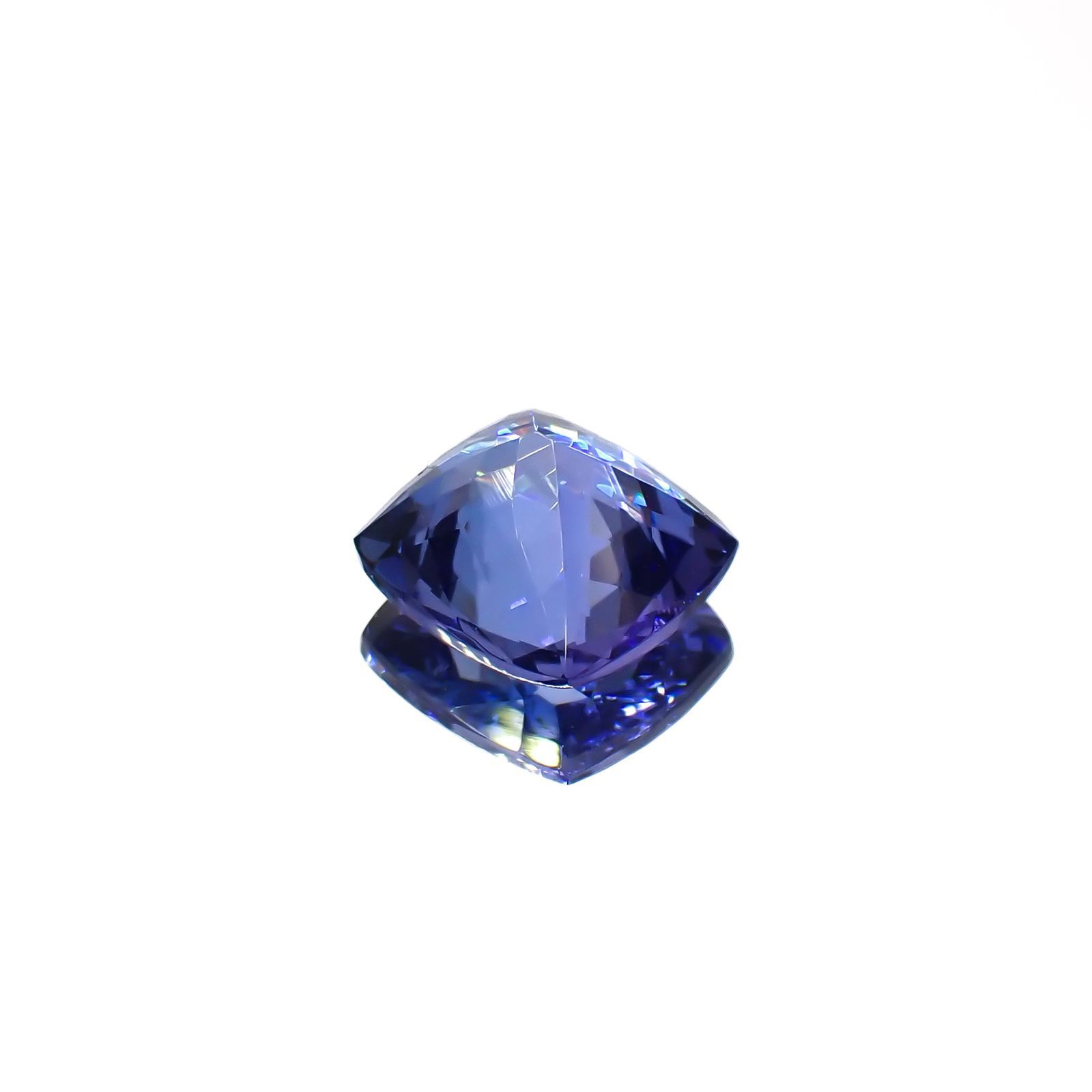タンザナイト(宝石名タンザナイト)タンザニア産 4.20ct 識別済[221119010]9.9x9.3mm前後