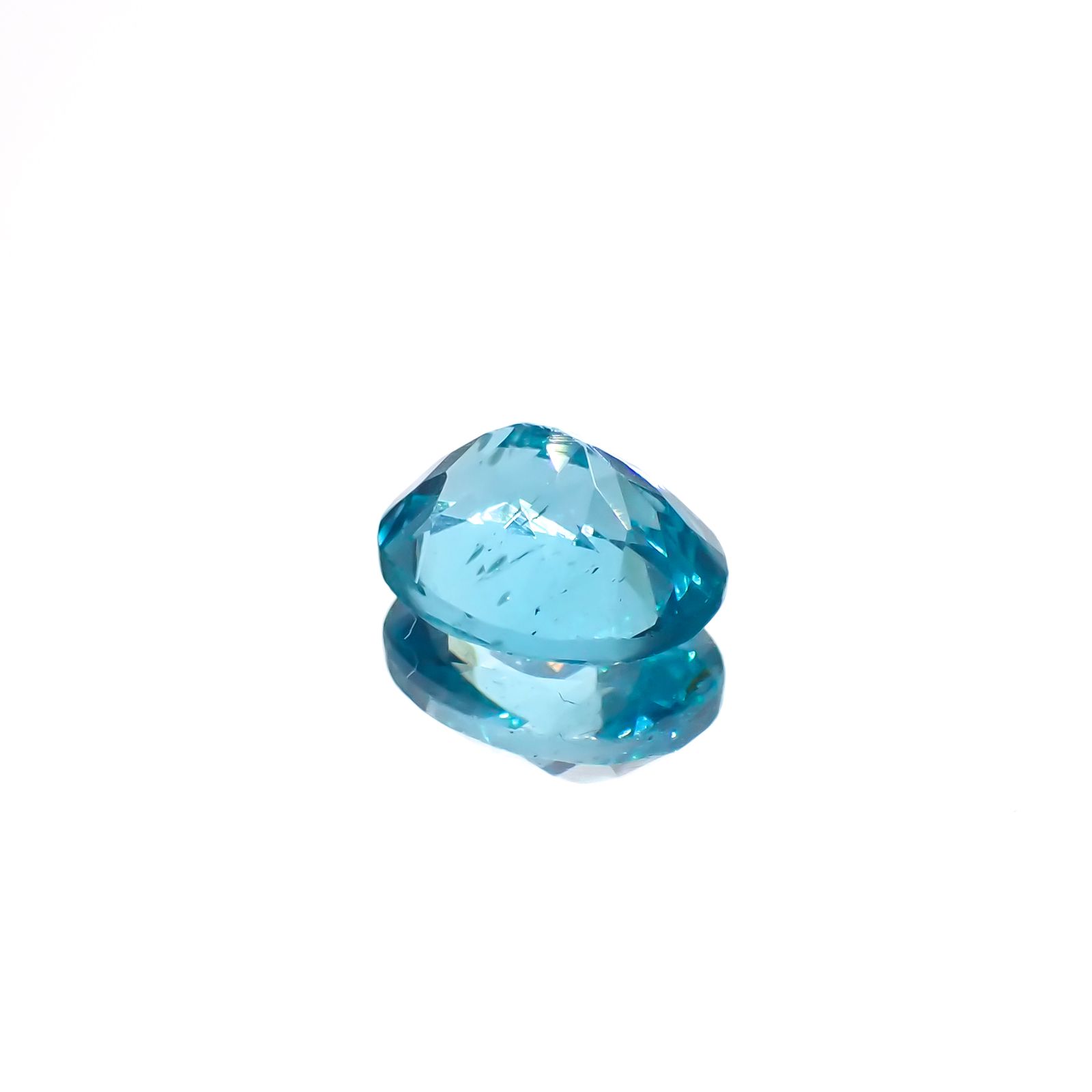 アパタイト(宝石名アパタイト)ブラジル産 1.41ct 識別済[230321343]7.9x6.1mm前後