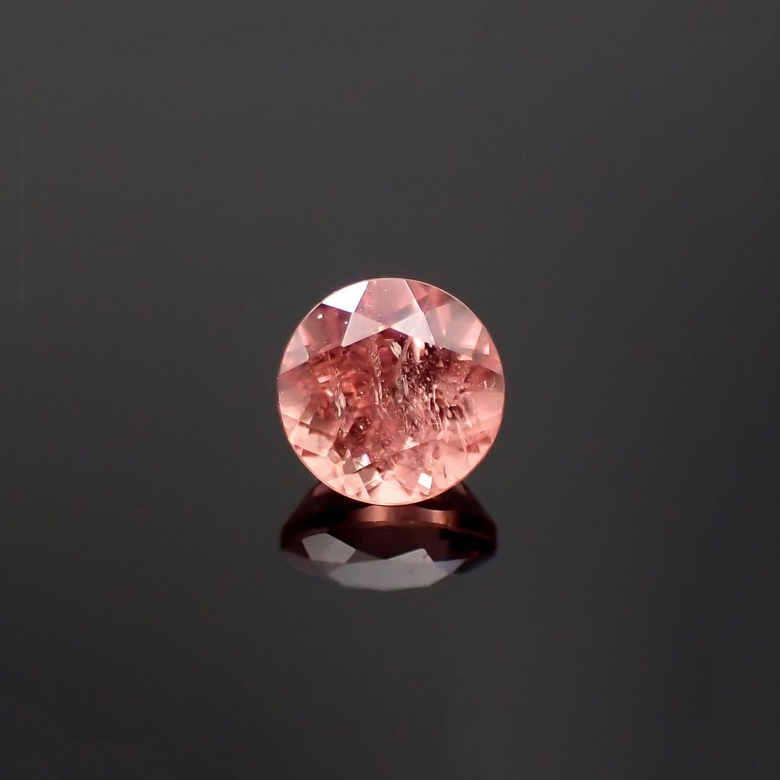 ロードクロサイト(宝石名ロードクロサイト)アメリカ・コロラド州産 識別済 0.50ct / 4.5x4.5mm前後 [251120721]