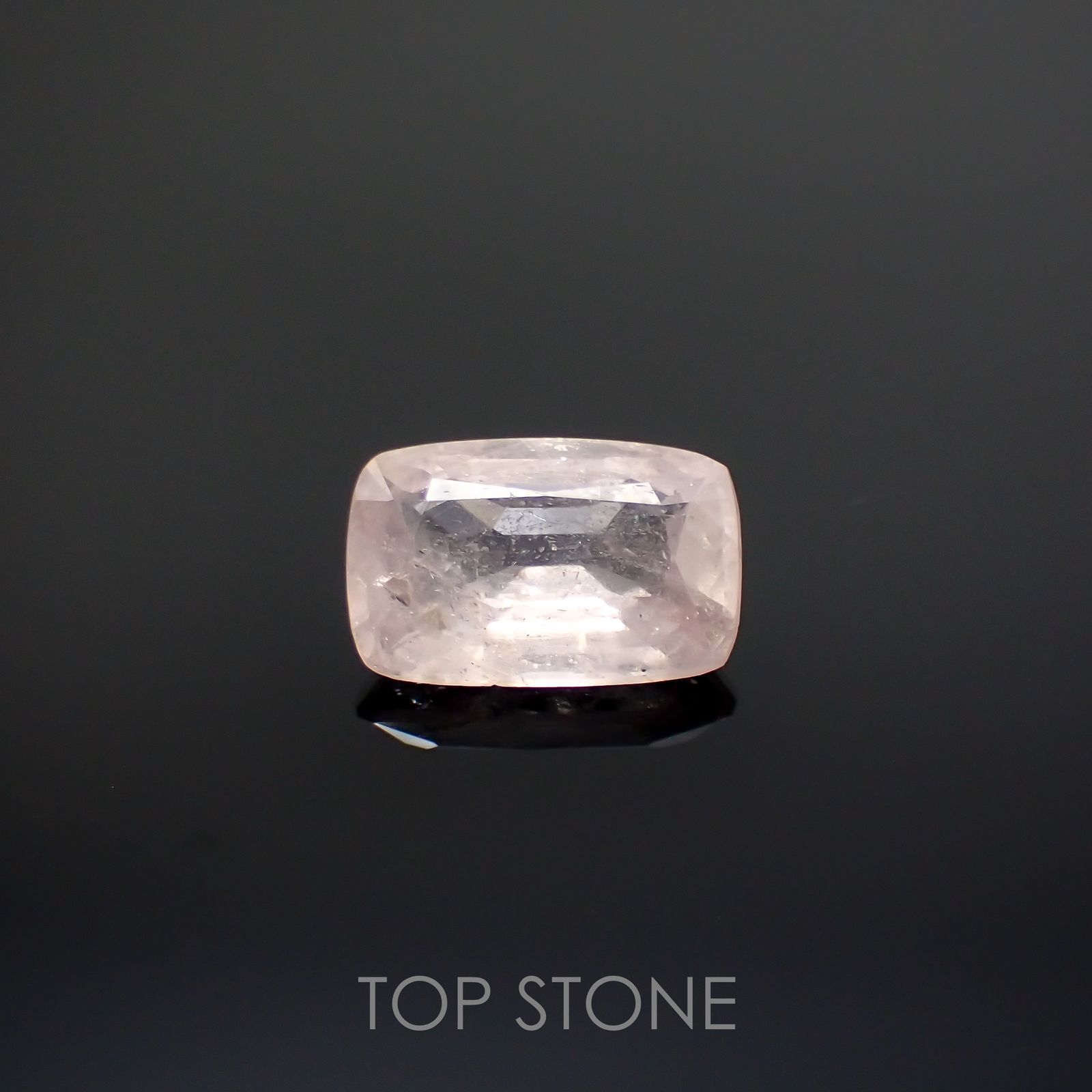 ピンクターフェアイト(宝石名ピンク・ターフェアイト) スリランカ産 1.625ct ソ付(彩珠)[210812289]8.8×5.9mm前後
