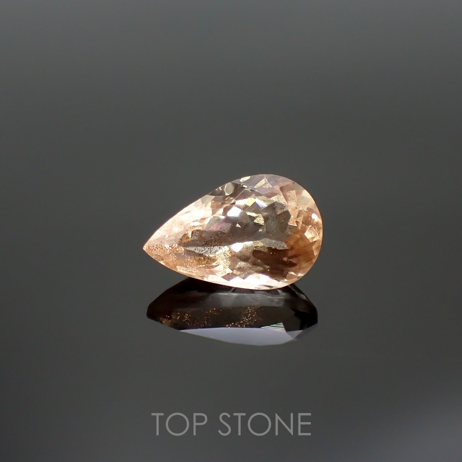 オレゴンサンストーン(宝石名ラブラドライト)アメリカ・オレゴン州産 1.25ct 識別済[220114664]9.1x5.9mm前後