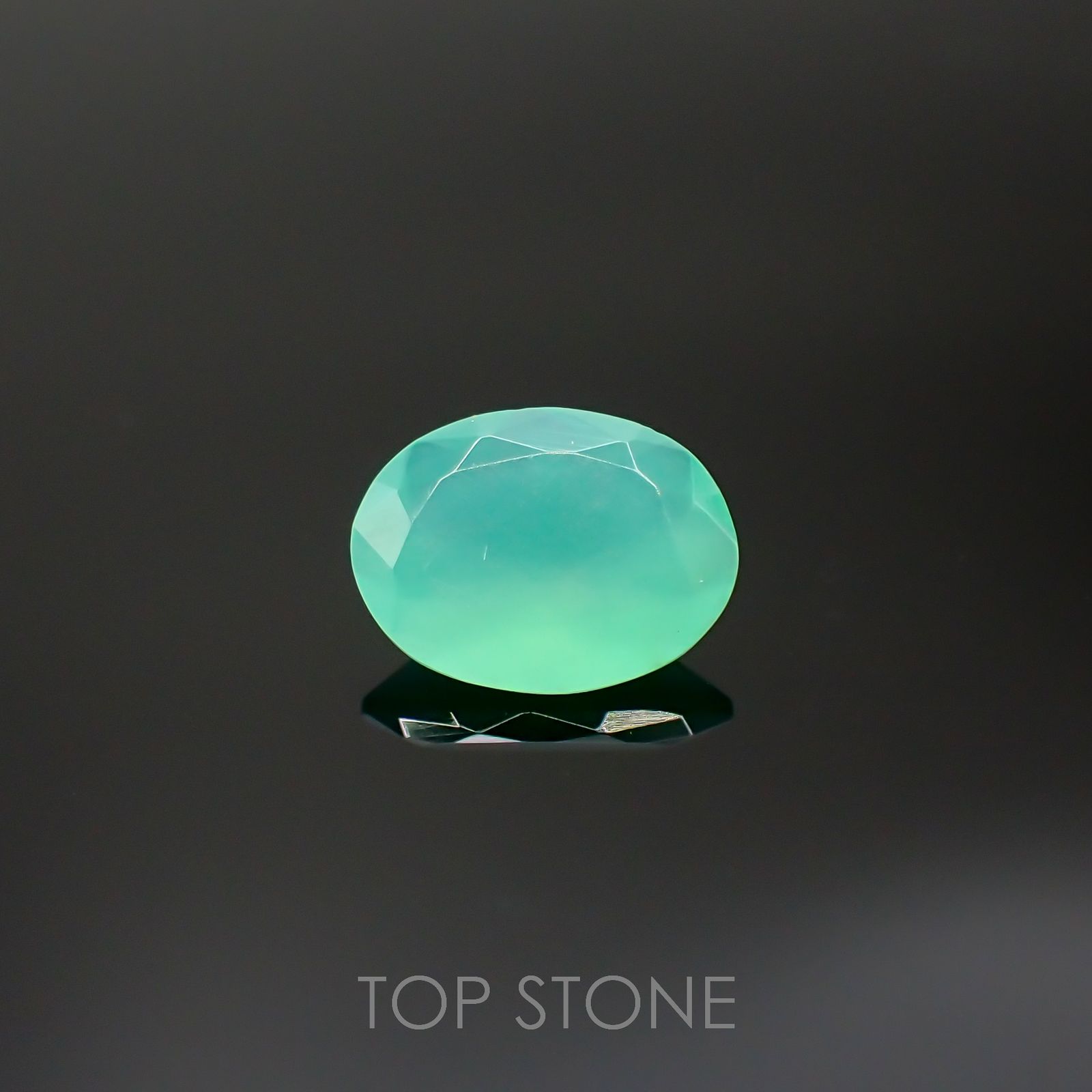 グリーンオパール 南アフリカ産 0.66ct[220717057]7.8x6mm前後