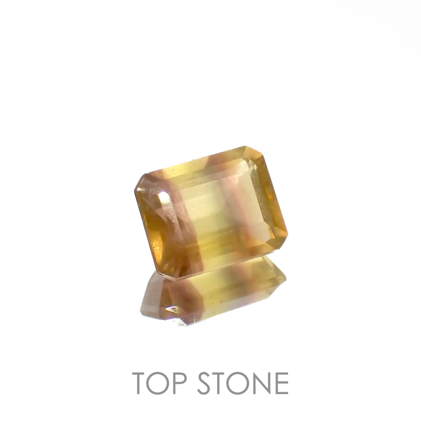 バイカラーフローライト ブラジル産 2.94ct[221119125]9x7.2mm前後