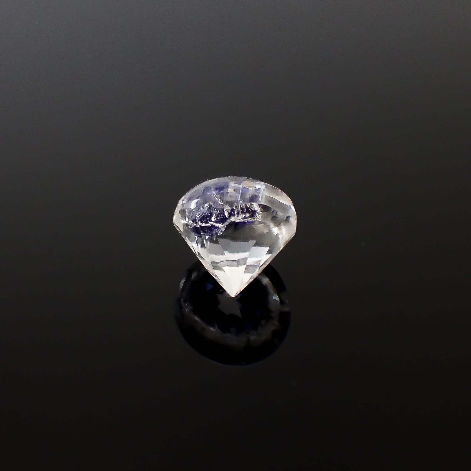 ◇バフカット◇フローライトインクォーツ マダガスカル産 2.85ct [250329954]8.5x8mm前後