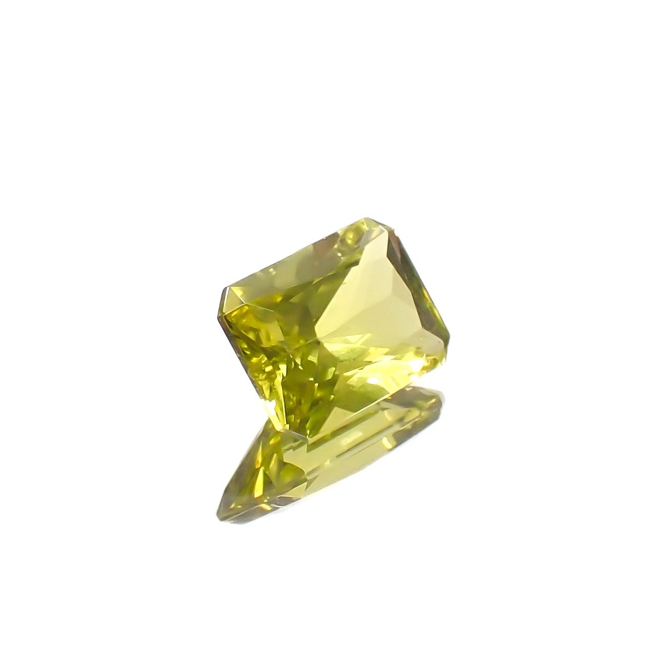 カナリートルマリン ザンビア・カナリー鉱山産 0.78ct[230823135]6.8x4.9mm前後
