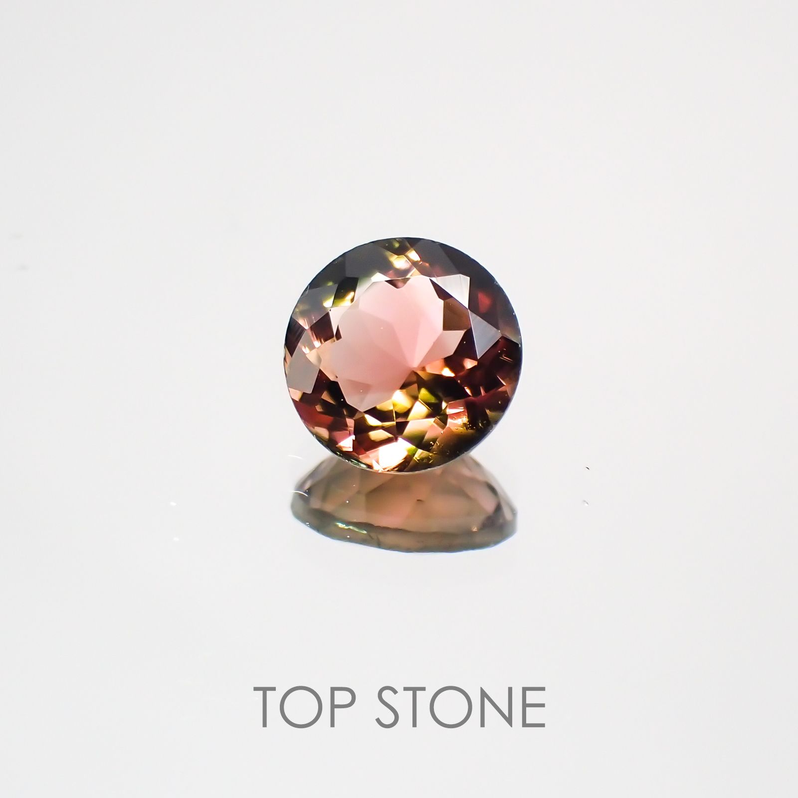 バイカラートルマリン ブラジル・アフリカ産 ルース 0.57ct[210410460]5.6×5.5mm前後