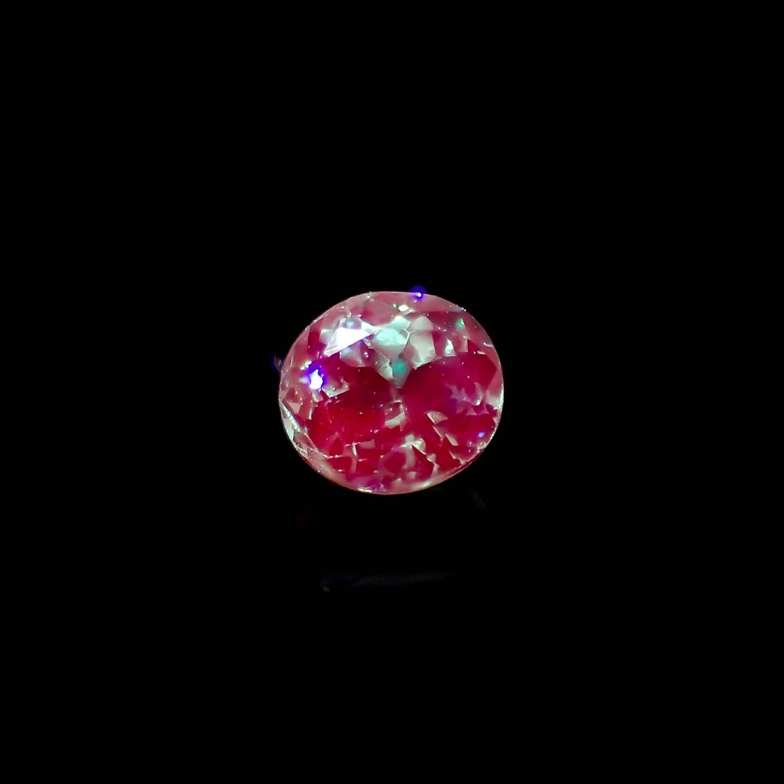 アレキサンドライト(宝石名アレキサンドライト)インド産 0.39ct 識別済[230120267]4.1x3.7mm前後