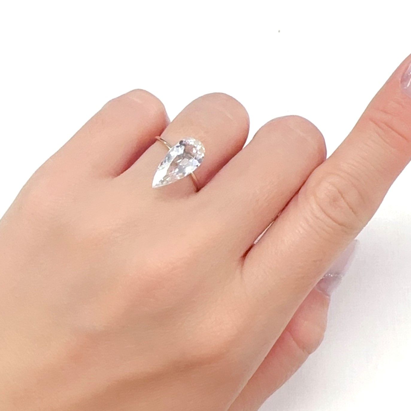 フェナカイト ブラジル産 3.00ct [240527800]15.6x7.3mm前後