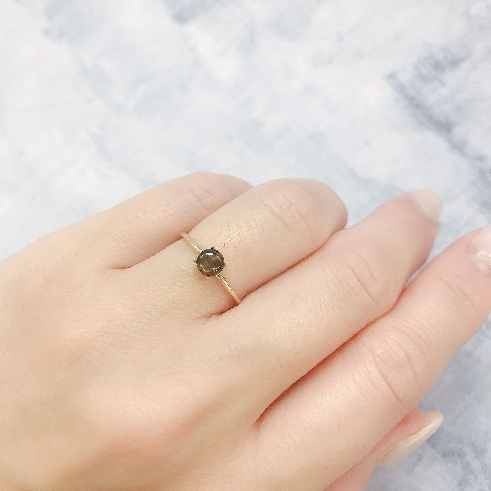 ゴールドシーンサファイア(宝石名シーン・サファイア)ケニア産 0.40ct 識別済[220616225]4.6x4.6mm前後
