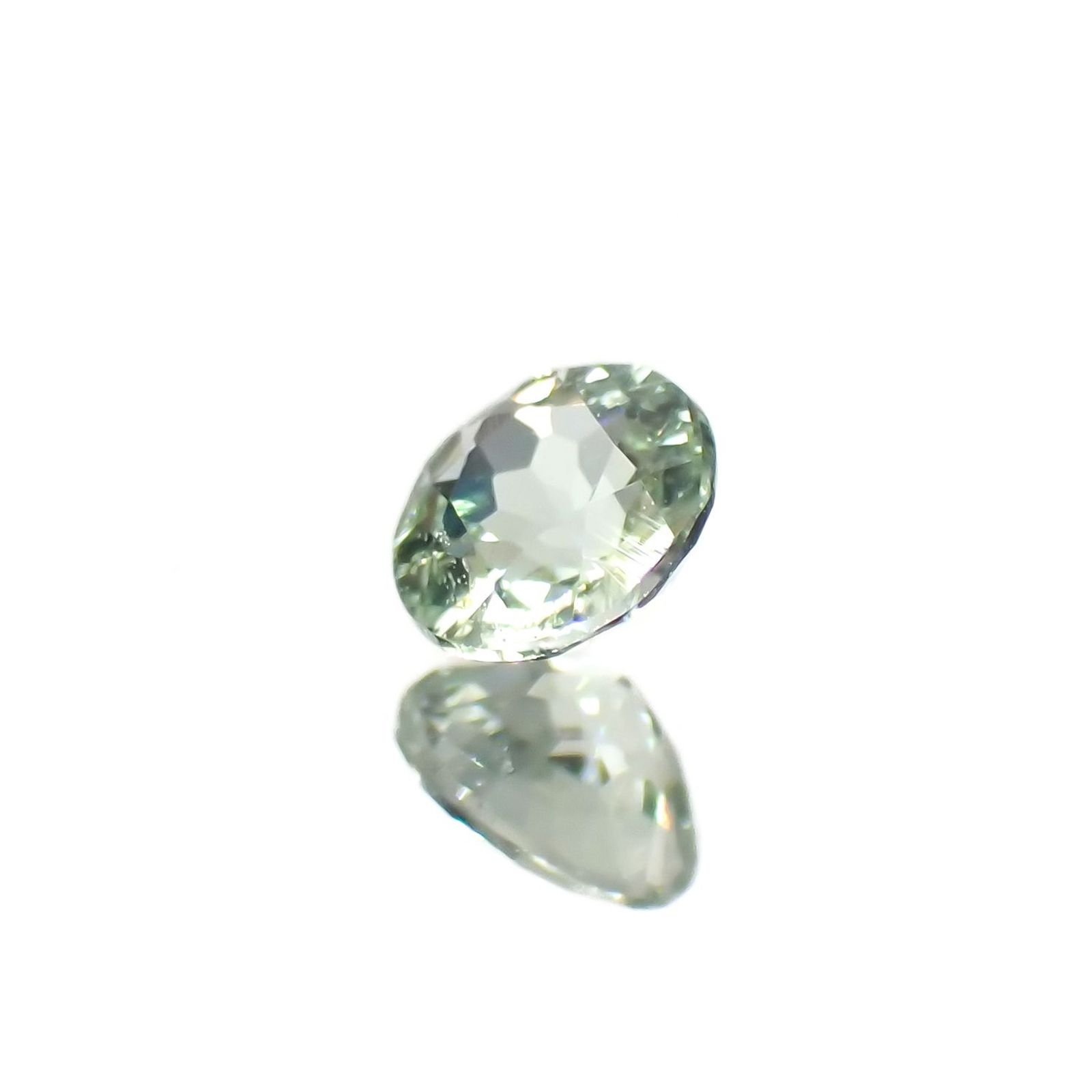 バナジウムコーネルピン(宝石名コーネルピン)タンザニア・タンガ州産 識別済 0.26ct / 3.9x3.9mm前後 [230320934]