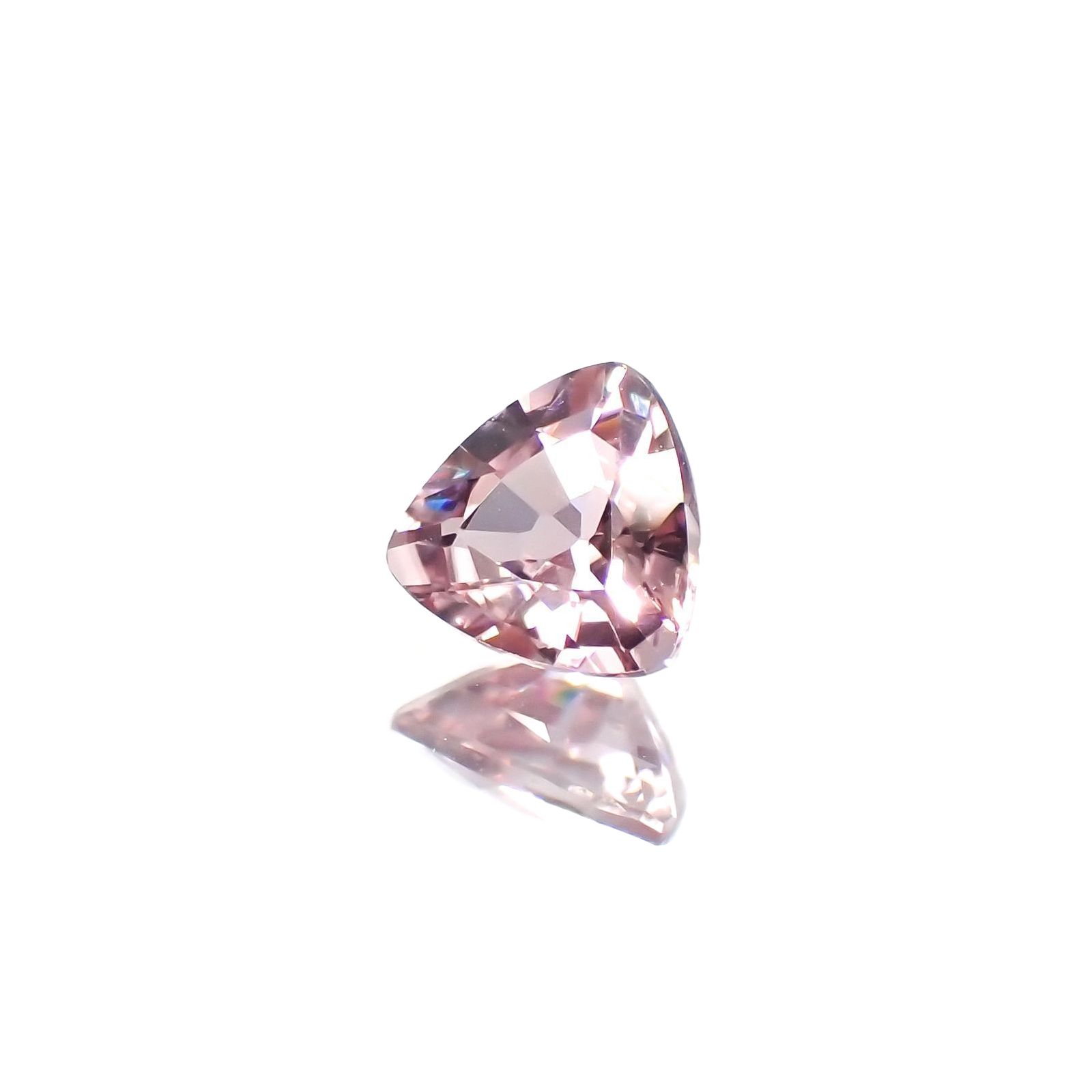 ピンクダイアスポア(宝石名ダイアスポア) アフガニスタン産 識別済 0.51ct / 5.1x5.2mm前後 [210912429]