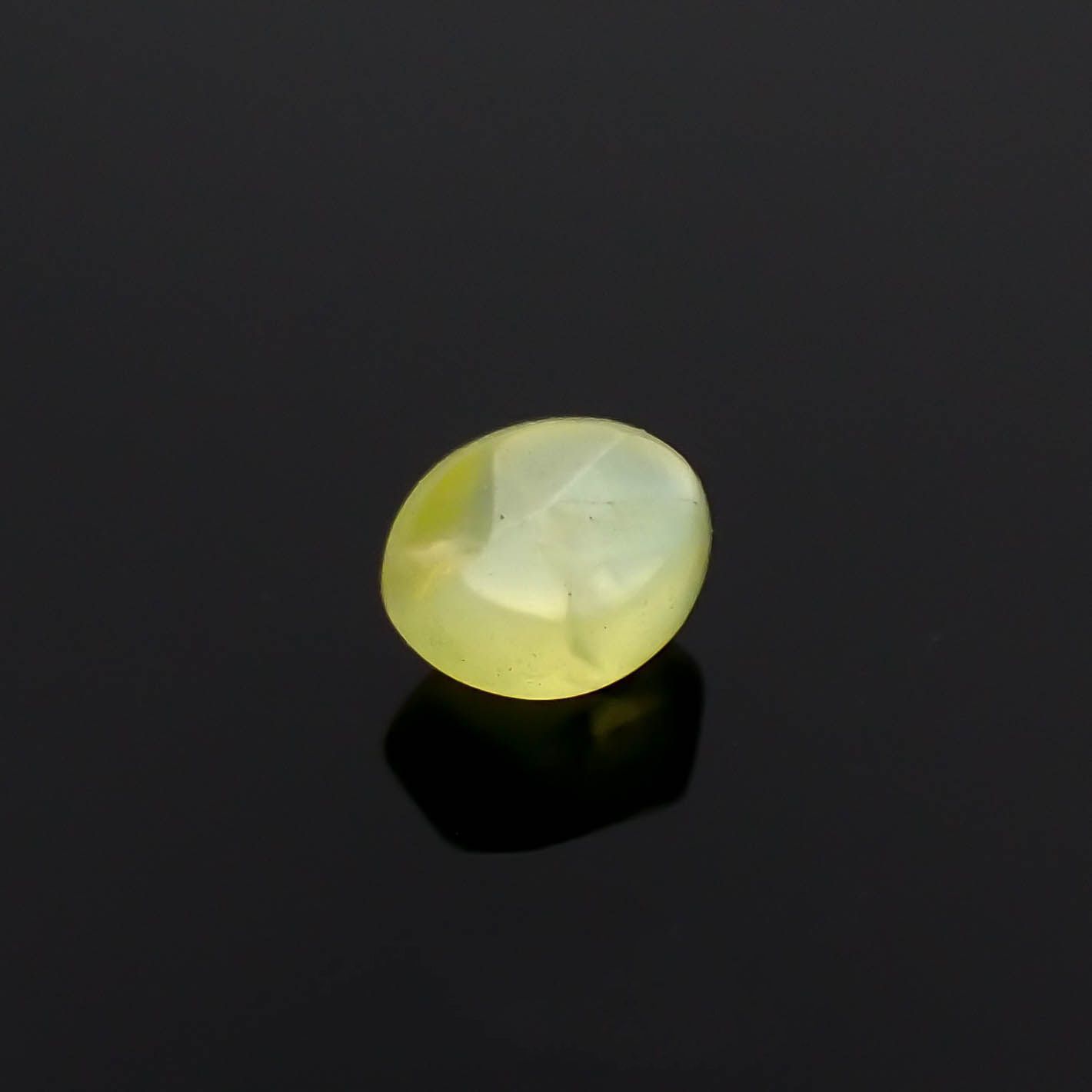 クリソベリルキャッツアイ スリランカ産 0.32ct[230119796]3.9x3.2mm前後