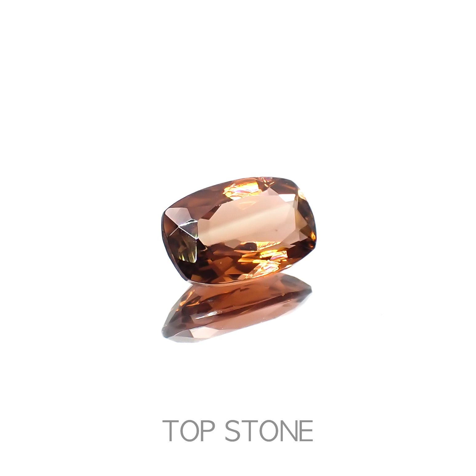 オレンジトルマリン(宝石名トルマリン)コンゴ民主共和国産 1.63ct 識別済[230320850]9.3x6mm前後