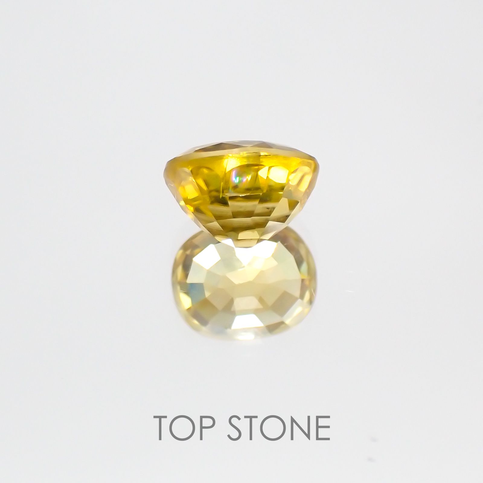 イエロージルコン スリランカ,カンボジア産 ルース 1.79ct[21018072]6.8×5.7mm前後