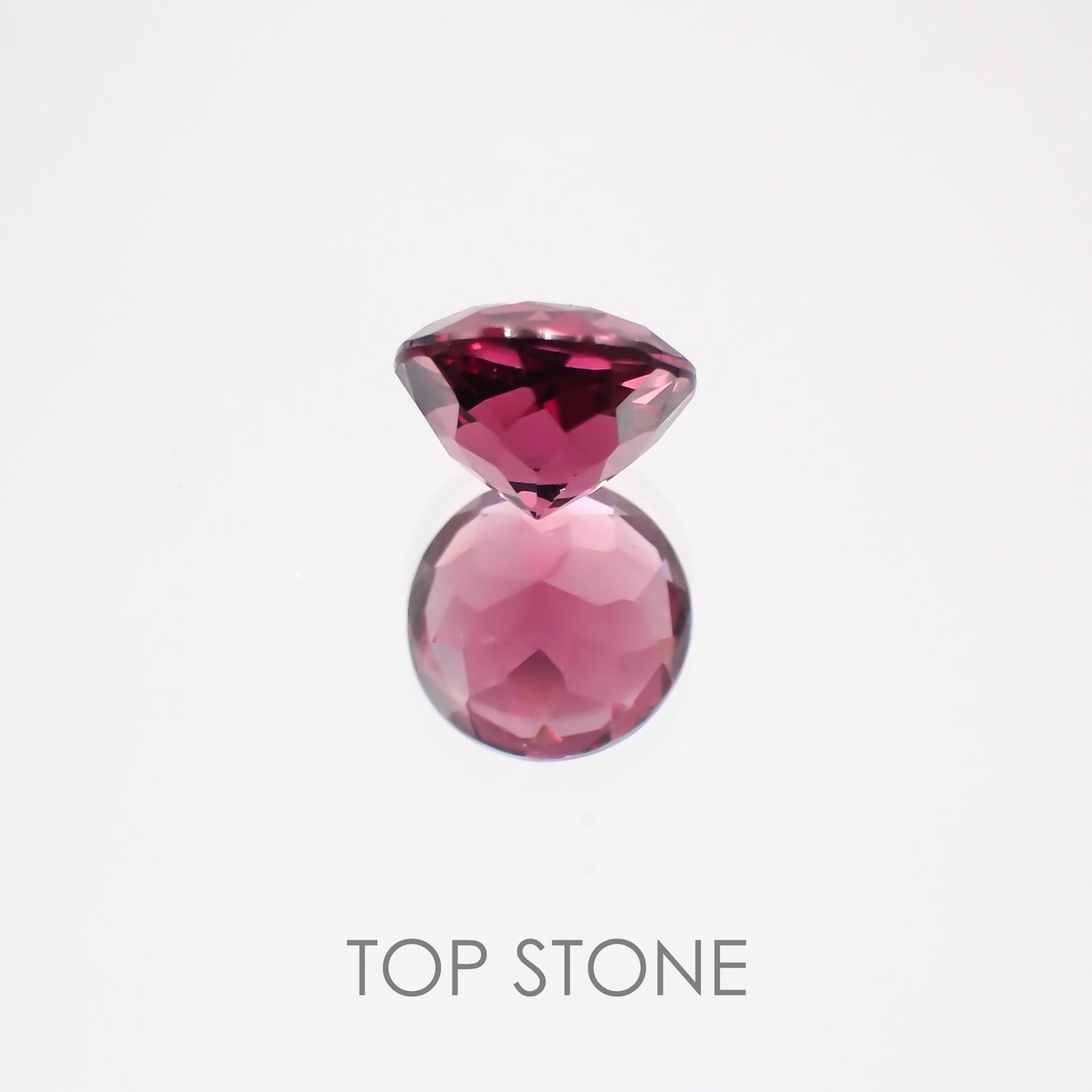 カラーチェンジマラヤガーネット(宝石名ガーネット) タンザニア産 1.17ct 識別済[21059661]6.1×6.1mm前後