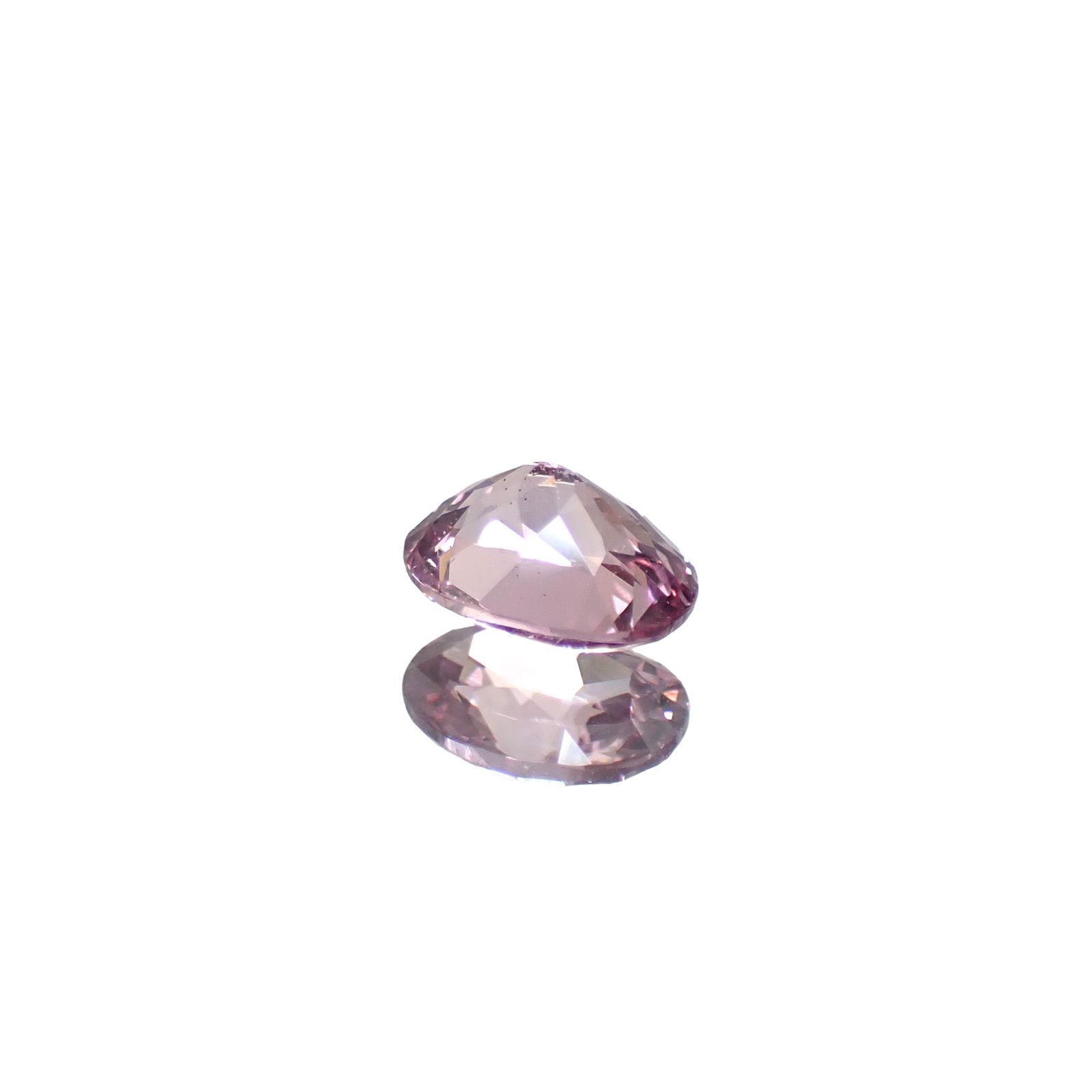 ドラゴンガーネット タンザニア産 0.93ct [250330038]6.5x5mm前後