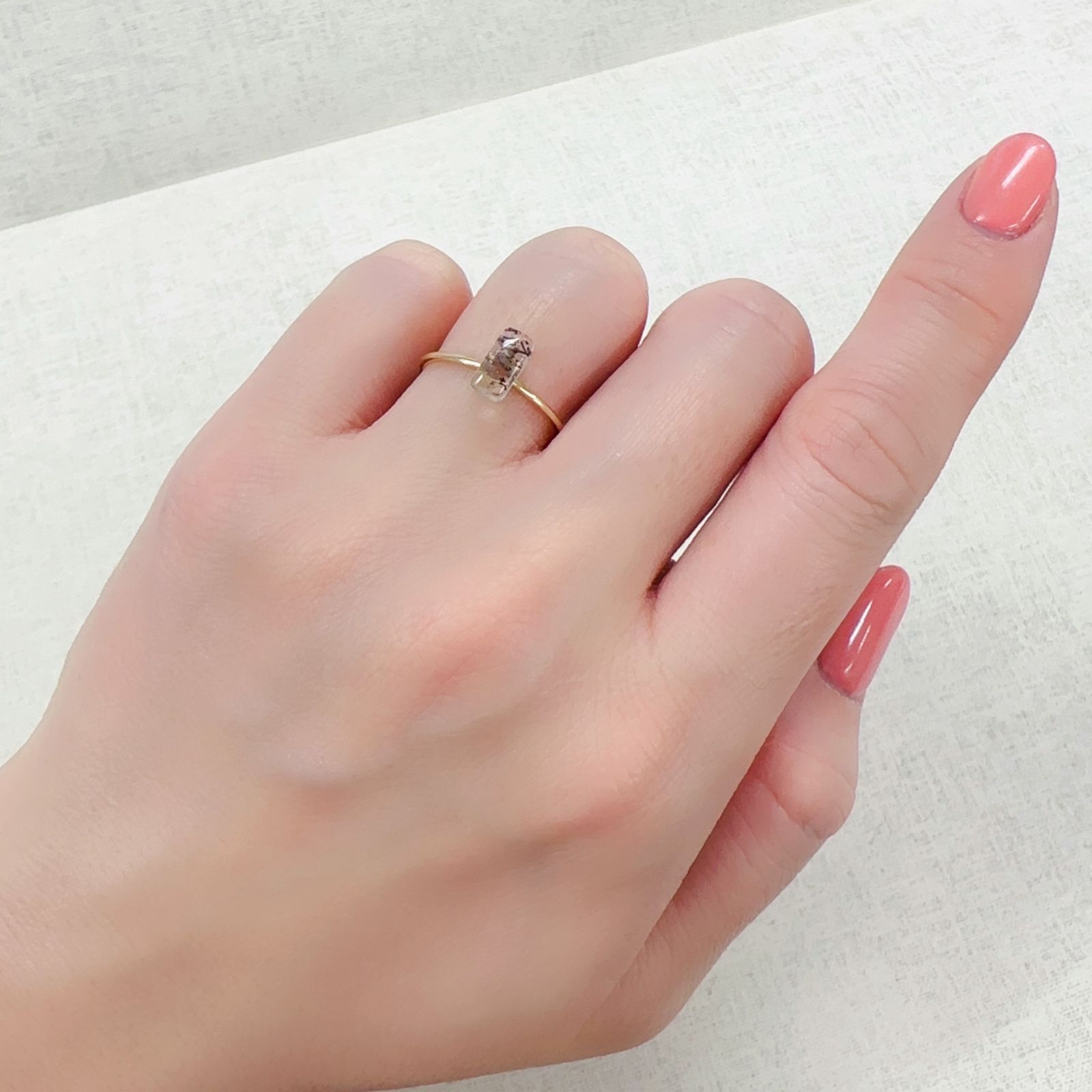 レインボーラティスサンストーン オーストラリア産 0.75ct[230220752]8.1x4mm前後