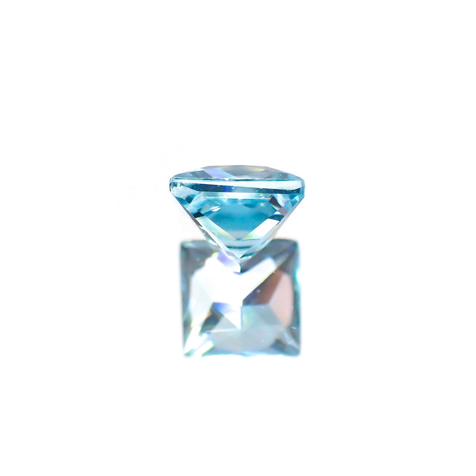 ◇プリンセスカット◇ブルージルコン(宝石名ジルコン) カンボジア産 1.05ct 識別済[210913436]5.1×5.1mm前後