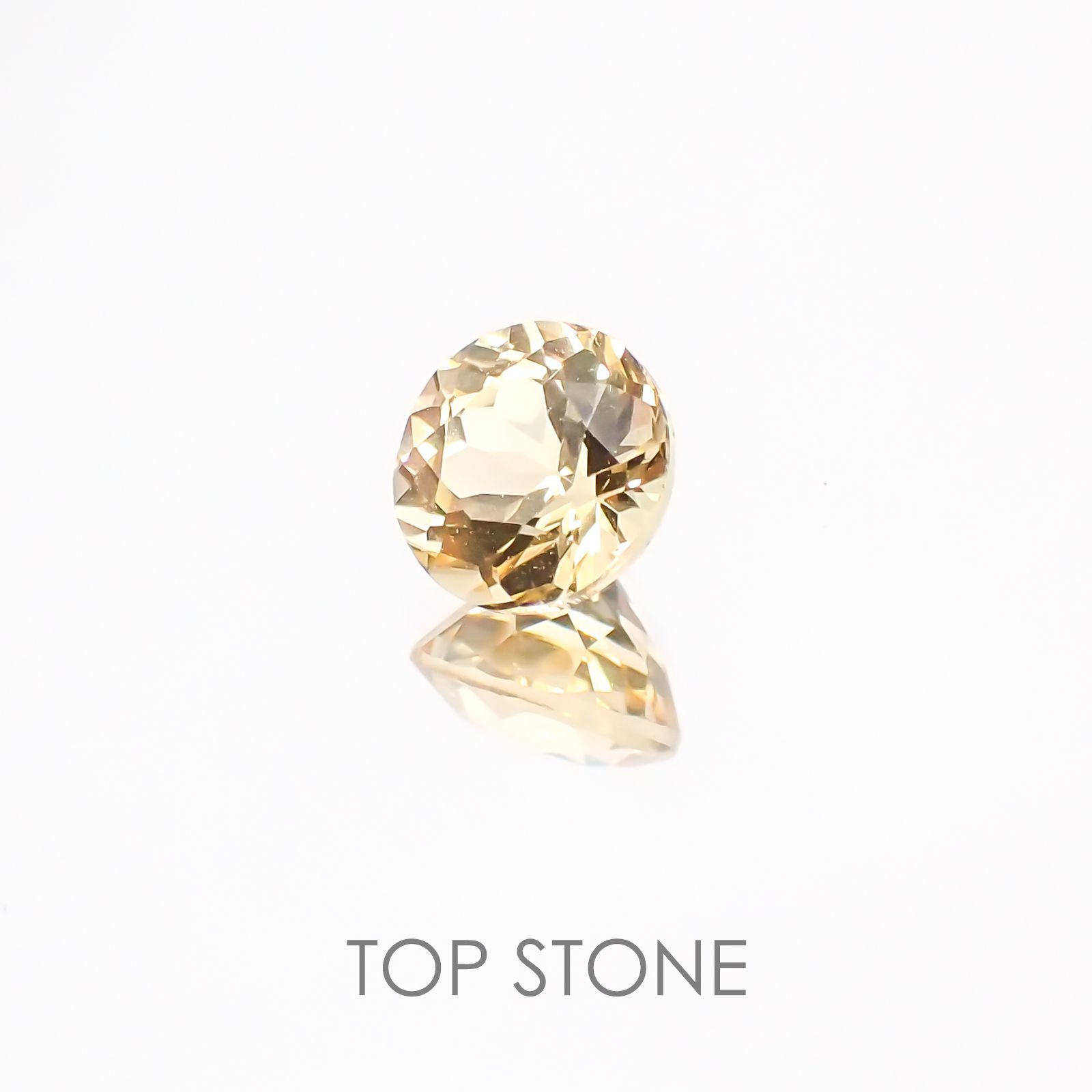 インペリアルトパーズ(宝石名トパーズ) ブラジル産 0.83ct 識別済[20127861]5.6×5.5mm前後
