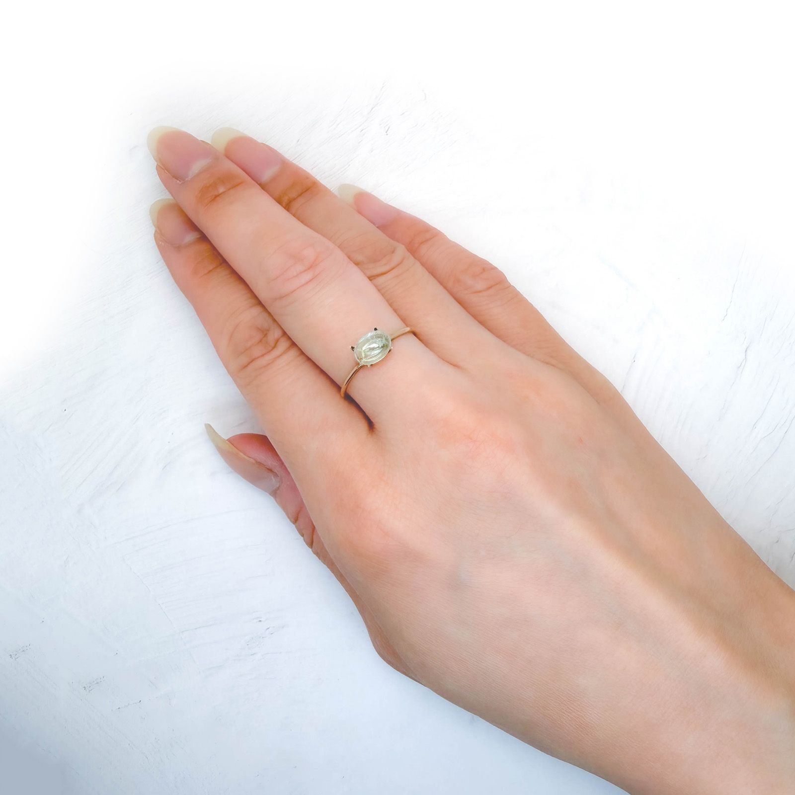 バナジウムコーネルピン(宝石名コーネルピン)タンザニア・タンガ州産 識別済 1.23ct / 7x5.1mm前後 [260815561]