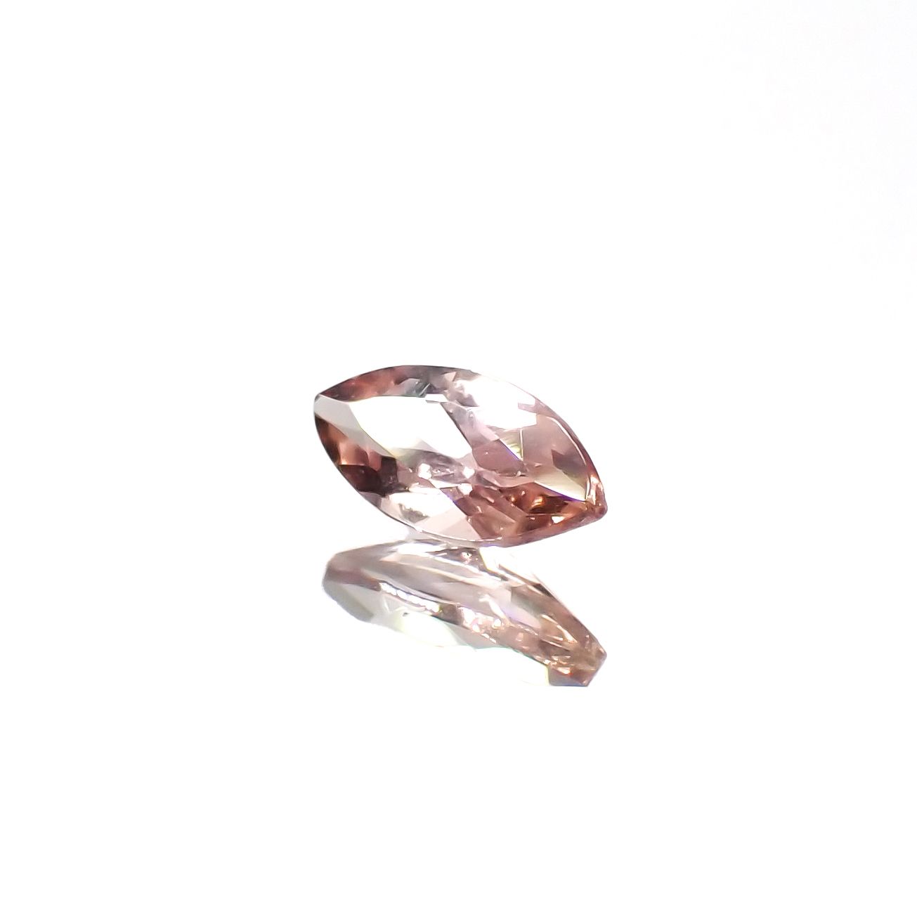 インペリアルトパーズ ブラジル産 0.13ct[231224867]4.8x2.3mm前後