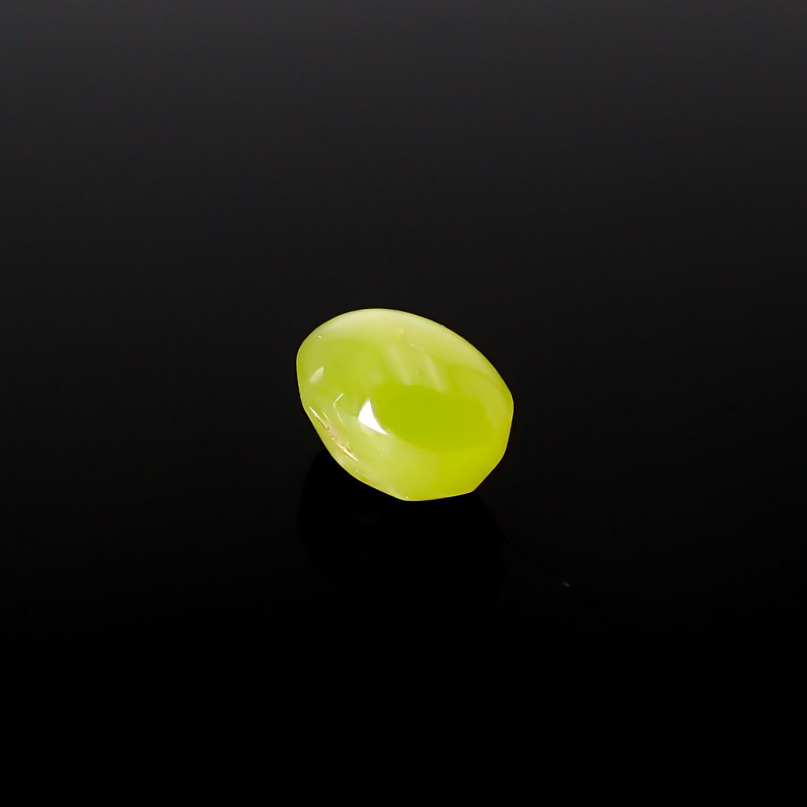 クリソベリルキャッツアイ スリランカ産 1.94ct[240226116]7.3x4.8mm前後